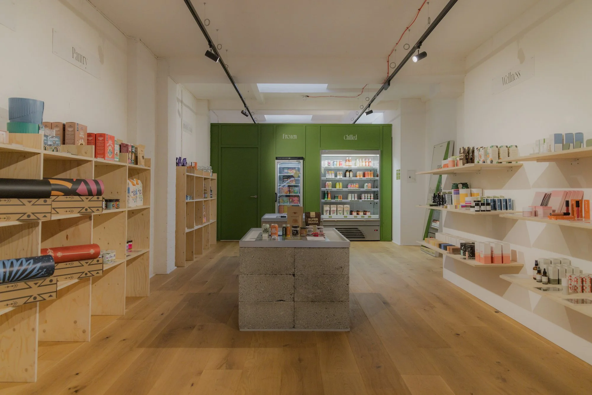 The Art of Salon Snack Selection