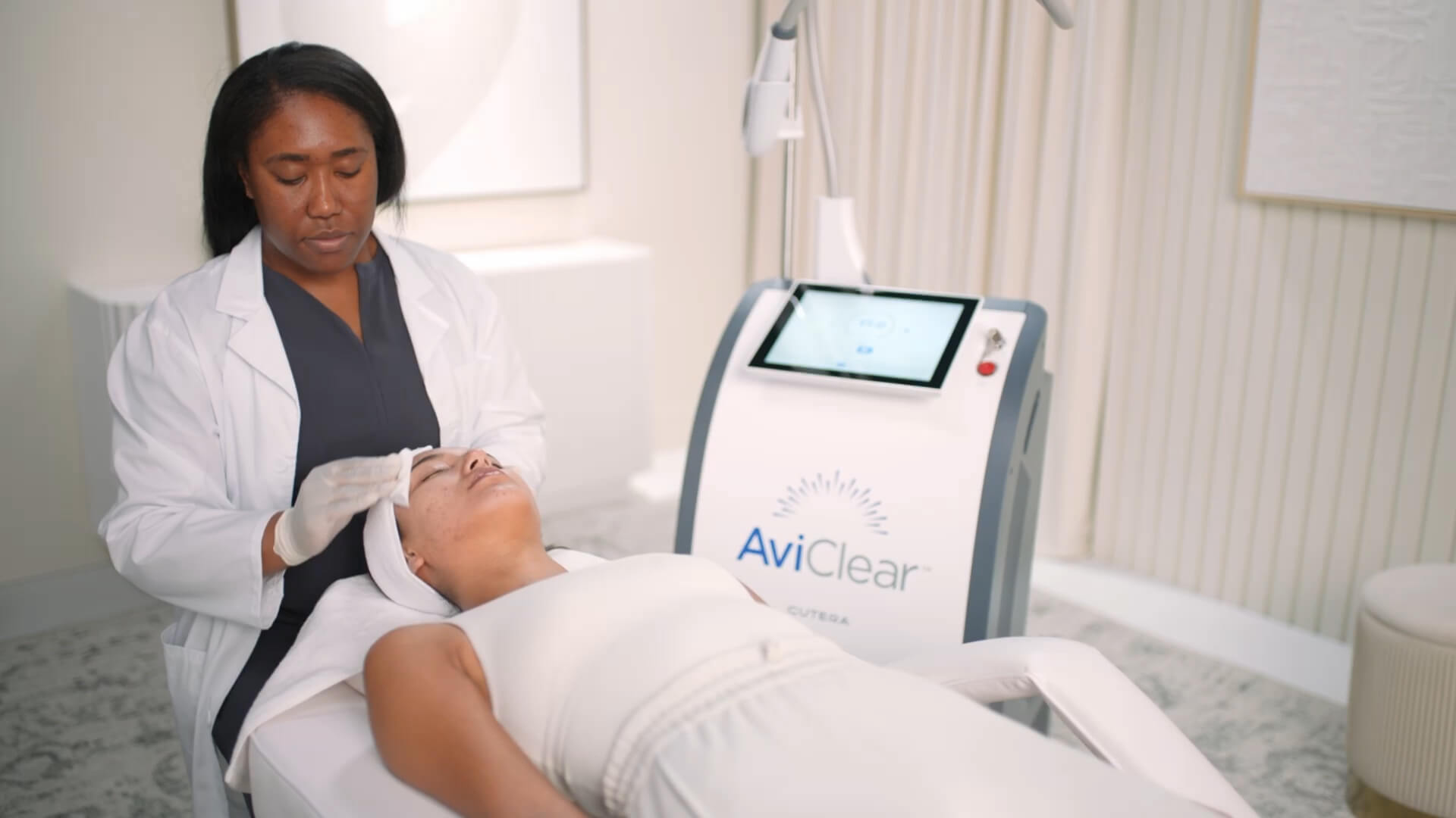 Cutera Launches 2024 Acne Awareness Month Campaign with New Data