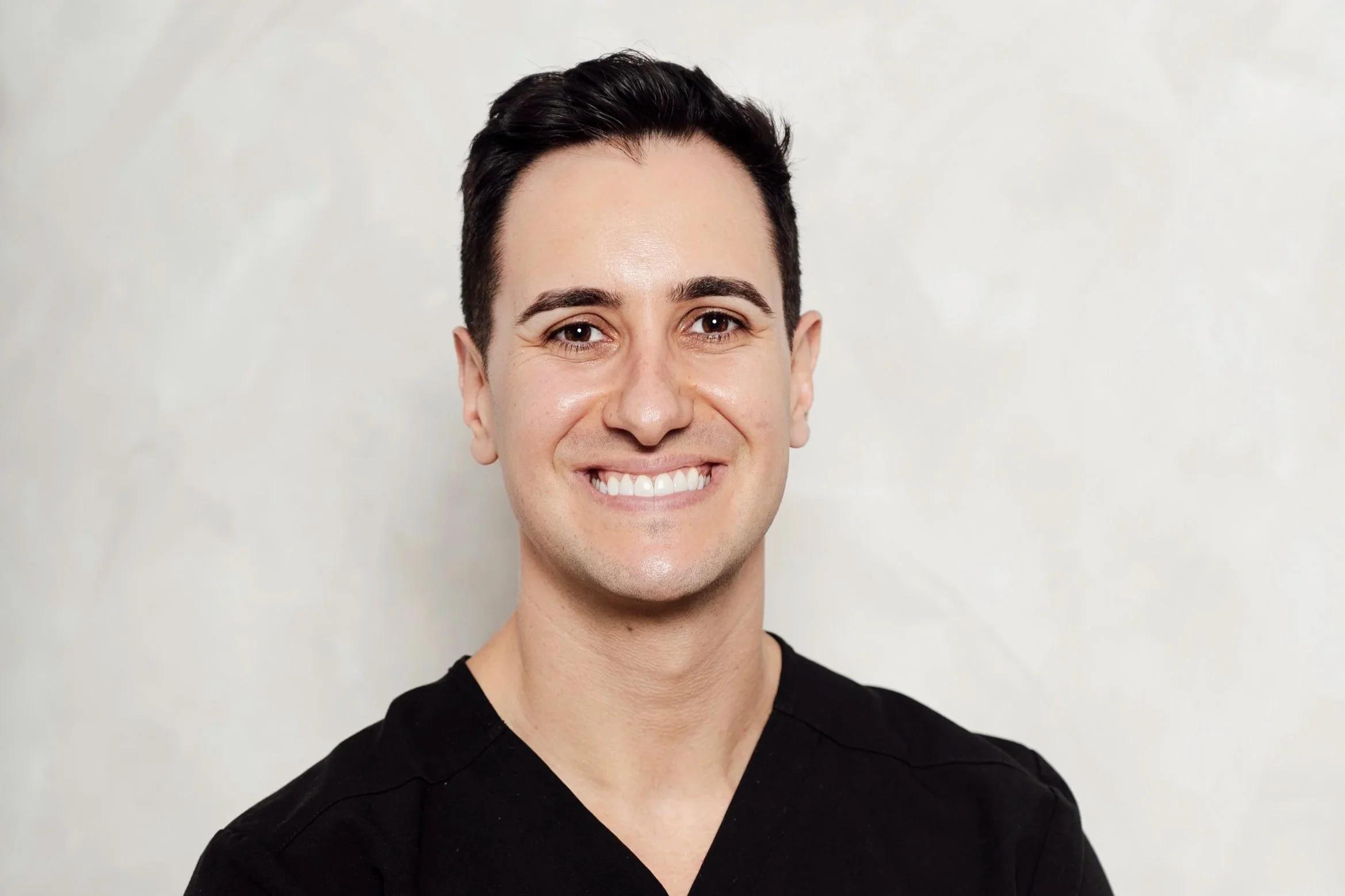 AlumierMD partners with Dr Tom Kamal as UK Key Opinion Leader