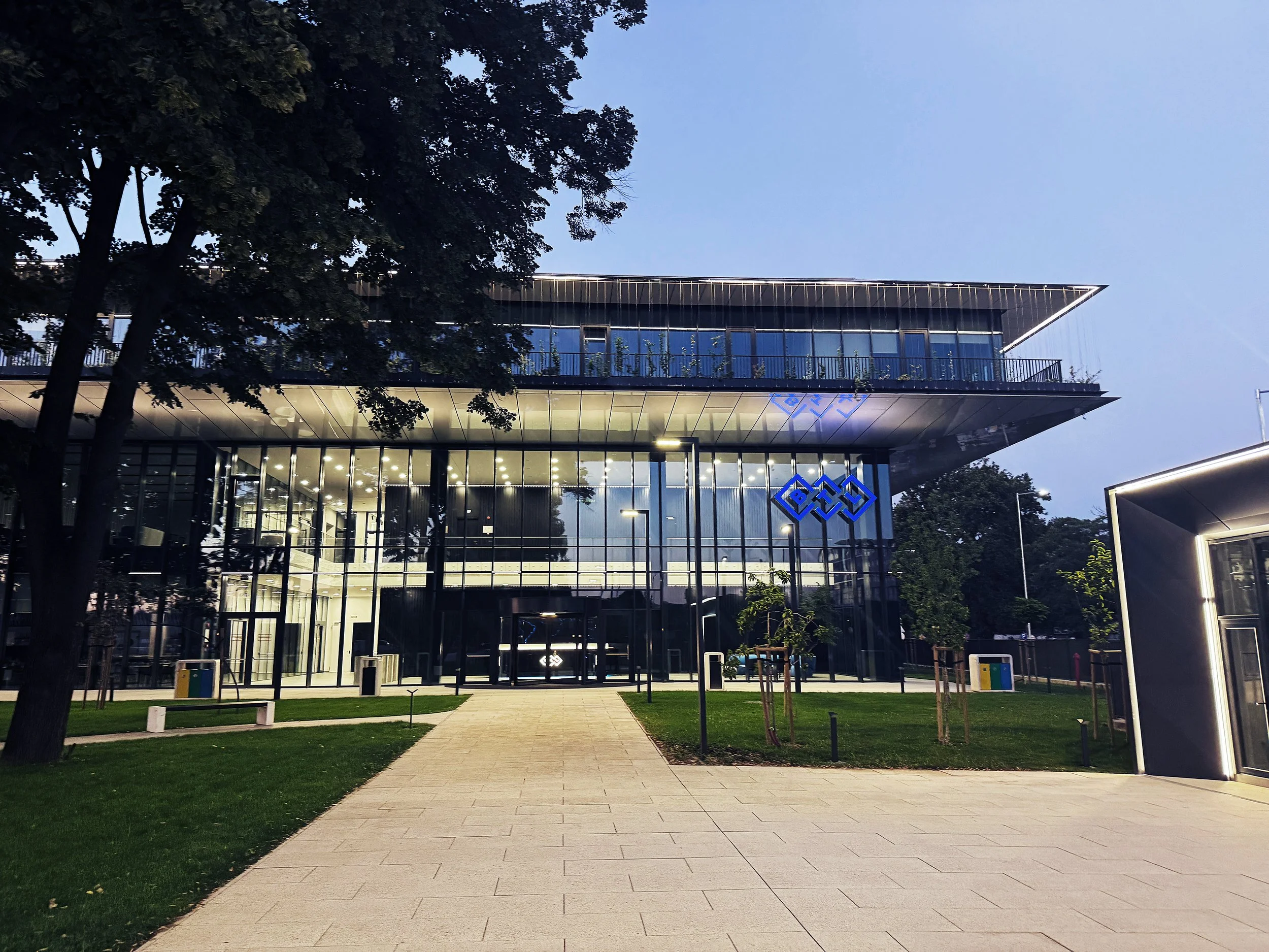 BTL establishes new laser division and introduces EXOLASE ONE