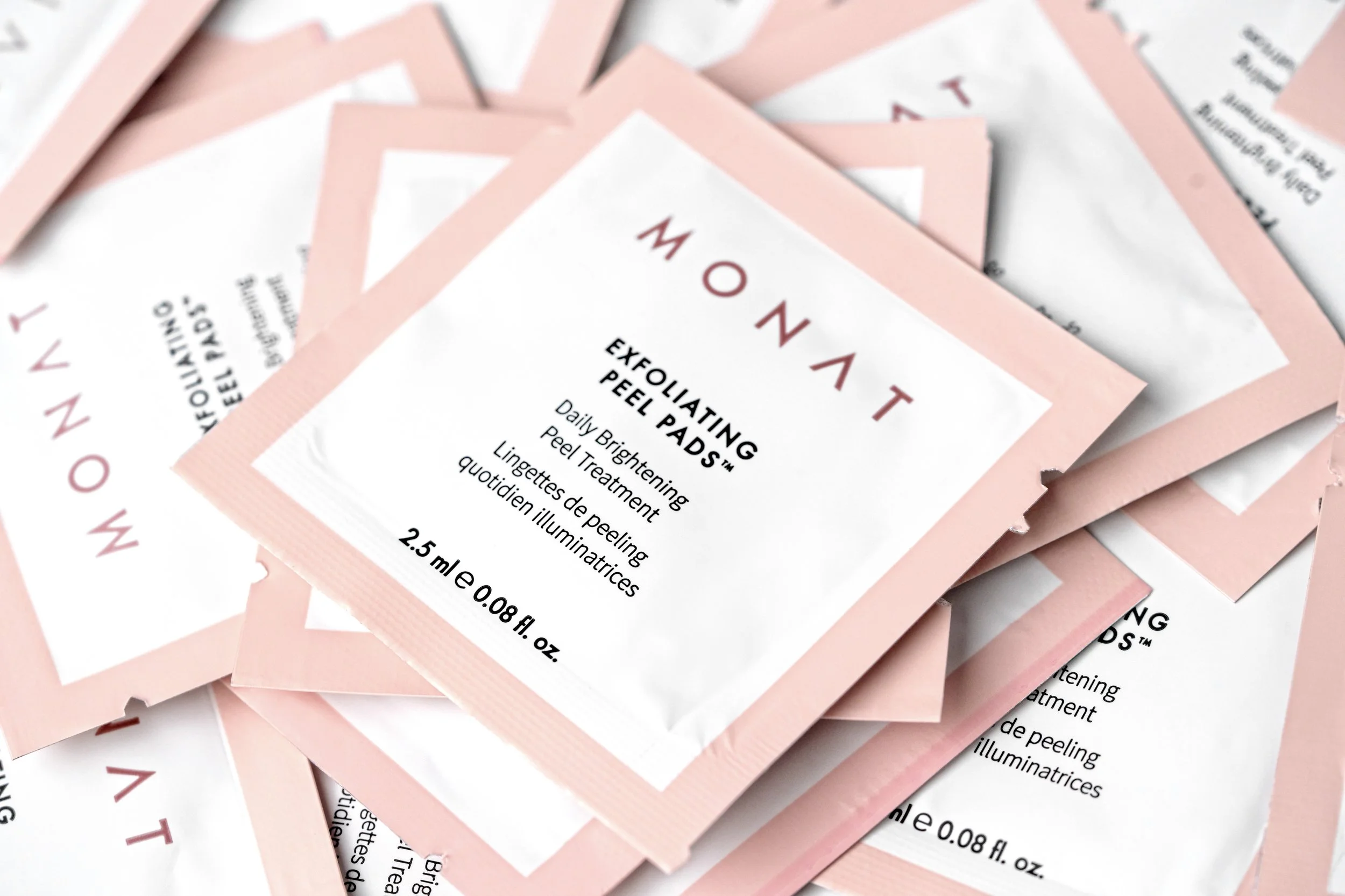 Monat Exfoliating Peel Pads — PBL Magazine
