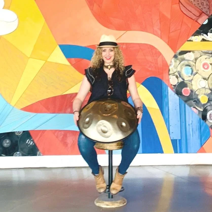 Your invitation to profound relaxation awaits&hellip; 🕉️
Join us for a Sound Healing Journey where ancient wisdom meets modern wellness. Lie back, close your eyes, and let the vibrations of singing bowls, gongs, chimes, and drums transport you to a 
