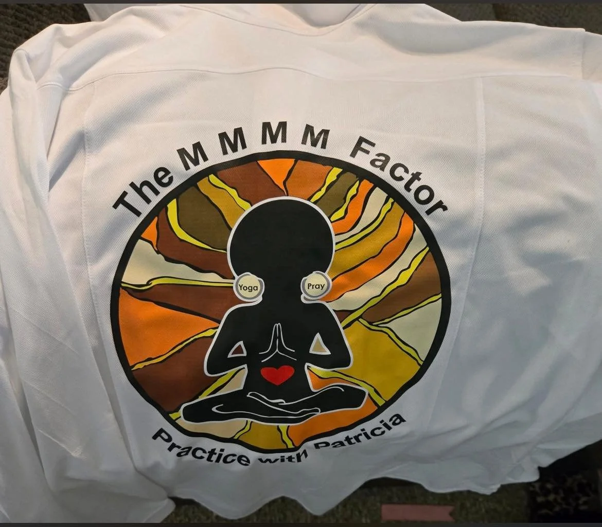 Final Monday yoga practice of 2025! Mindful Movements Mondays on the mat!! EVERY MONDAY It's the mmmm Factor! Let's unite at 6PM at Mills,parking is on Pierce Street entrance!  Let's get in a practice together ❤️!! Its go time for peace,practice and 