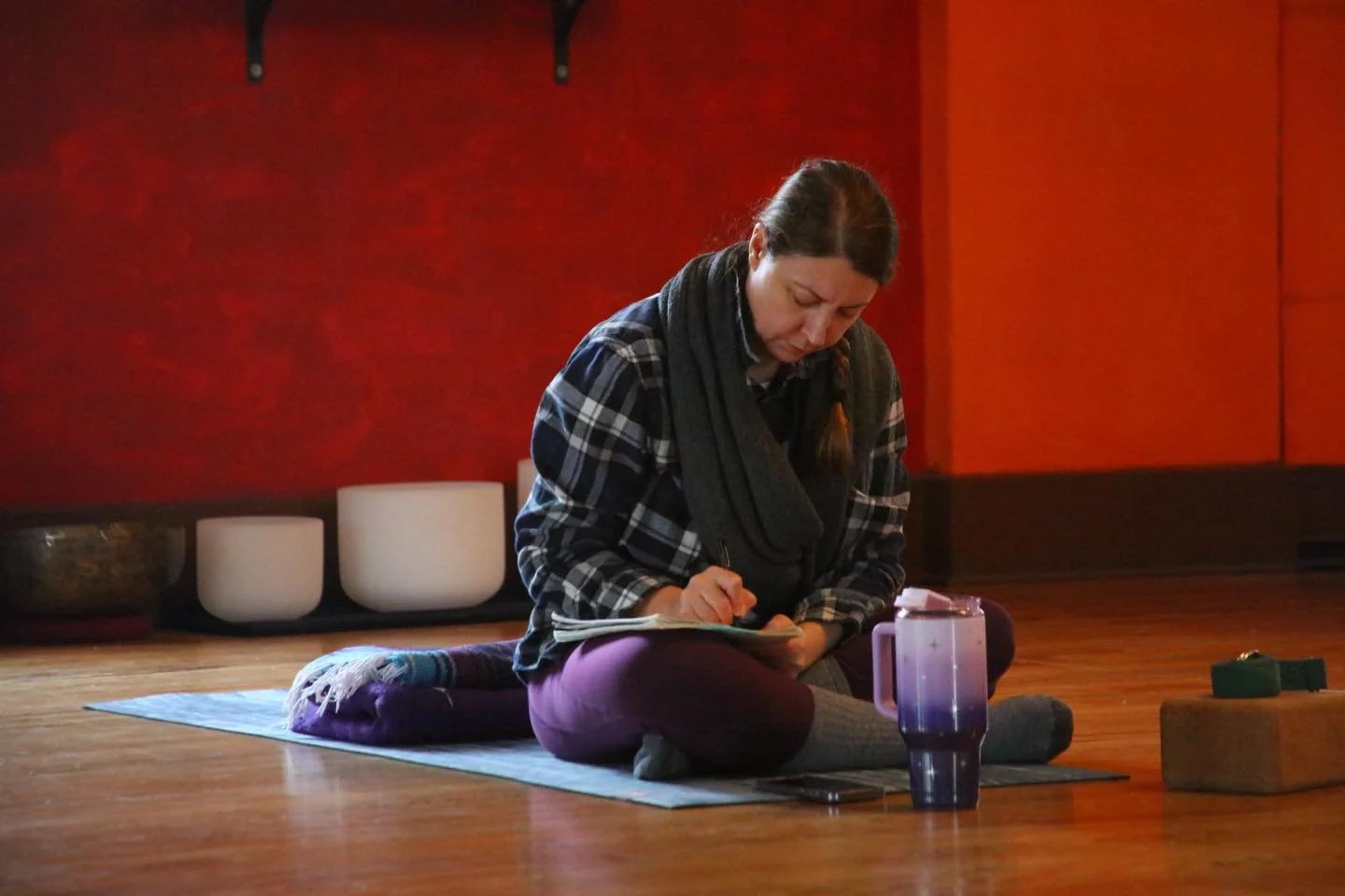 OWY&rsquo;s Teacher Training Info Sessions. 
Are you ready to learn more?

Curious about what 200 hours of trauma-informed yoga training actually looks like?

Come to an info session:

- April 21st, 7pm, Sandusky Studio
- April 23rd, 7pm, Huron Studi