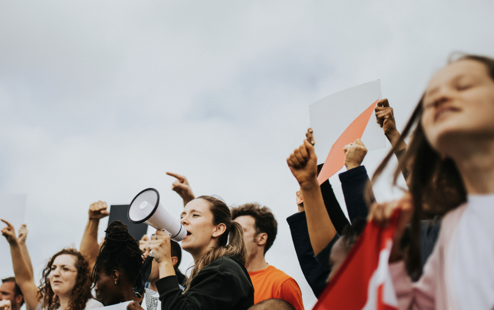 Exploring the Ongoing Concerns Regarding the American Right to Freedom of Speech in Speech and Media