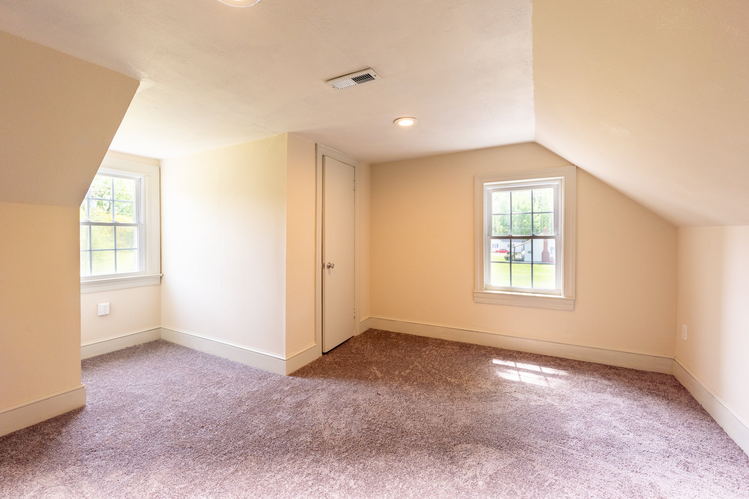 1678 Weems Rd  - Second Floor Bedroom #2.jpg