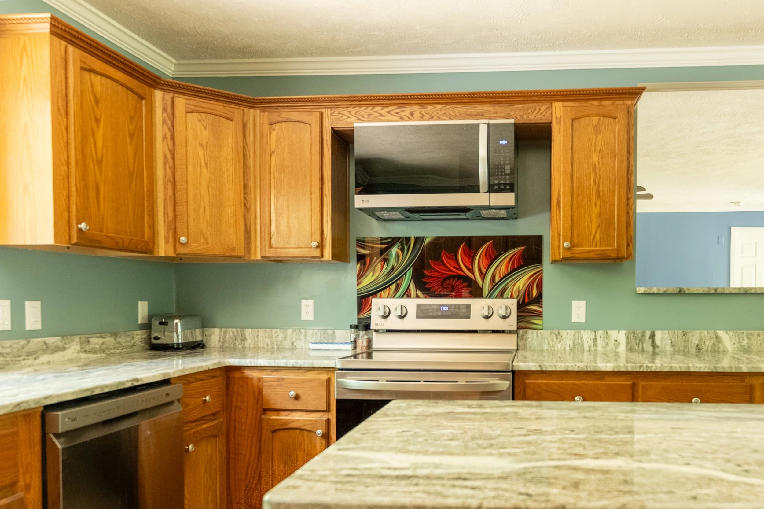 115 Edge Hill LN - Interior Kitchen 4.jpg