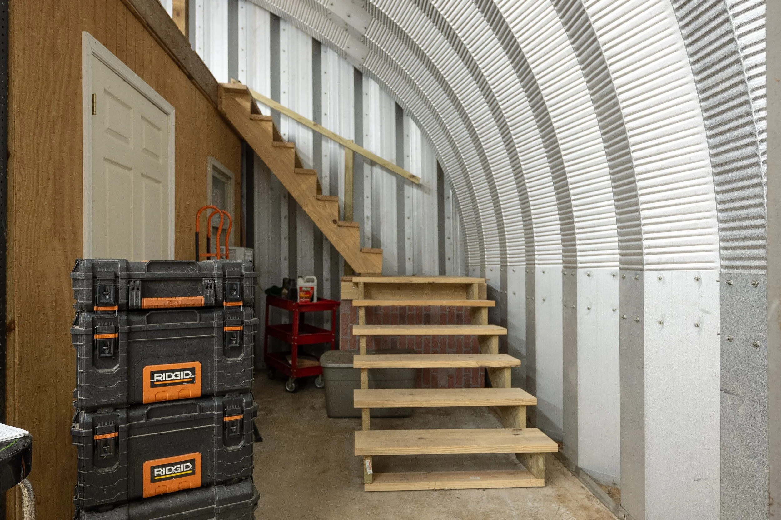 115 Edge Hill LN - Exterior Deatched Garage Steps.jpg