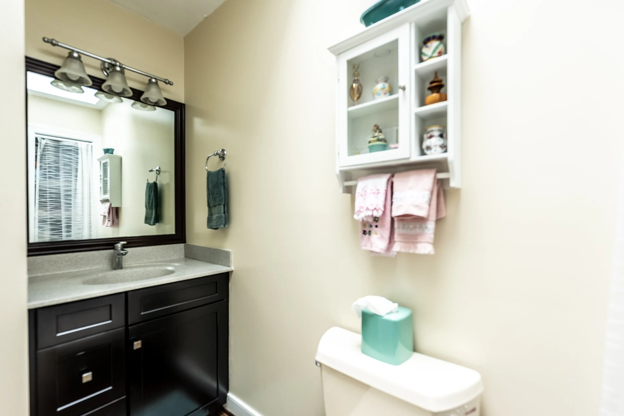 156 Fairway Drive - Bath #2.jpg