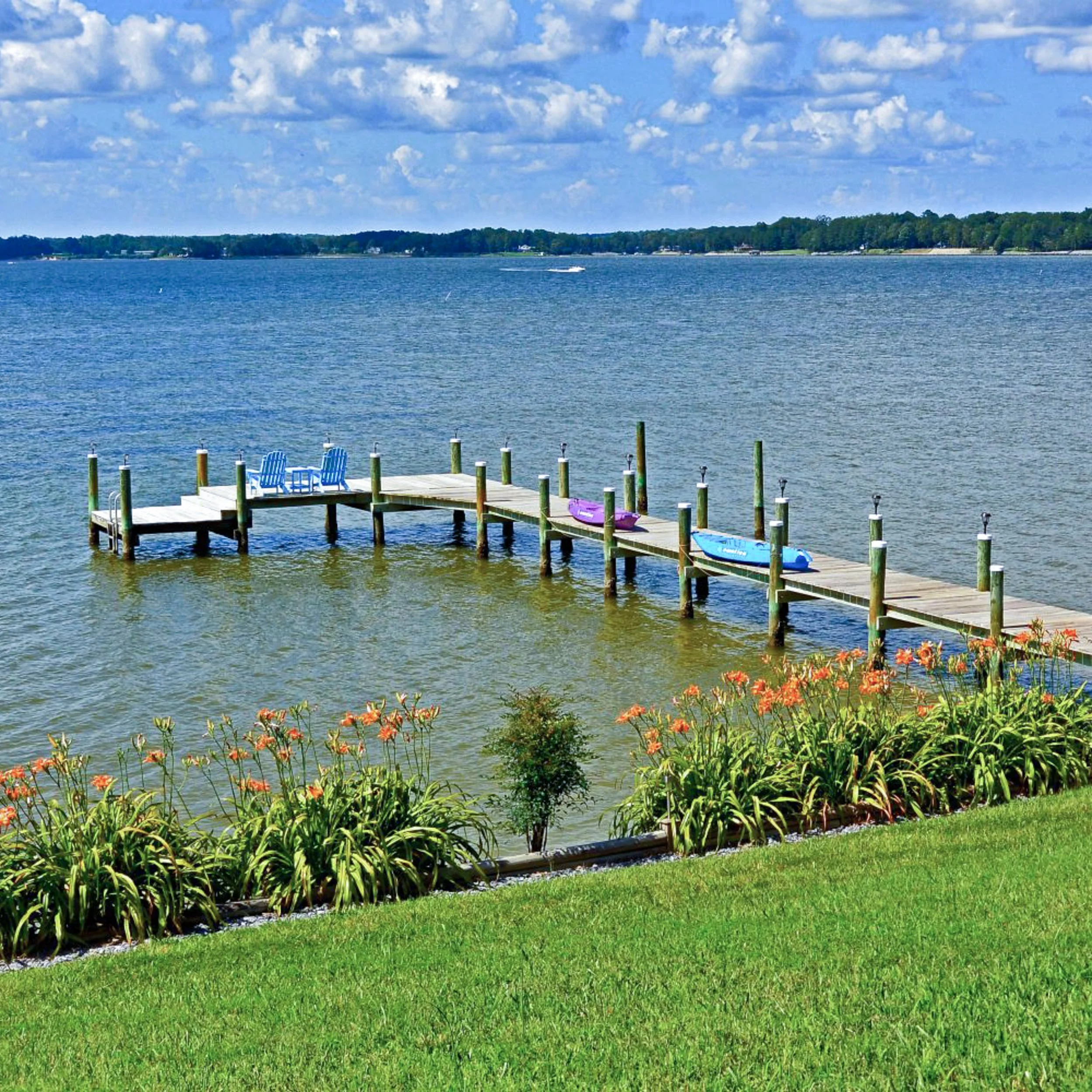 URBANNA REAL ESTATE