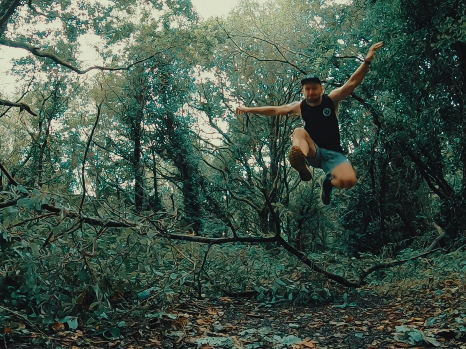 ADF2FFD0-37E5-418F-A1EE-ACAF458E258B