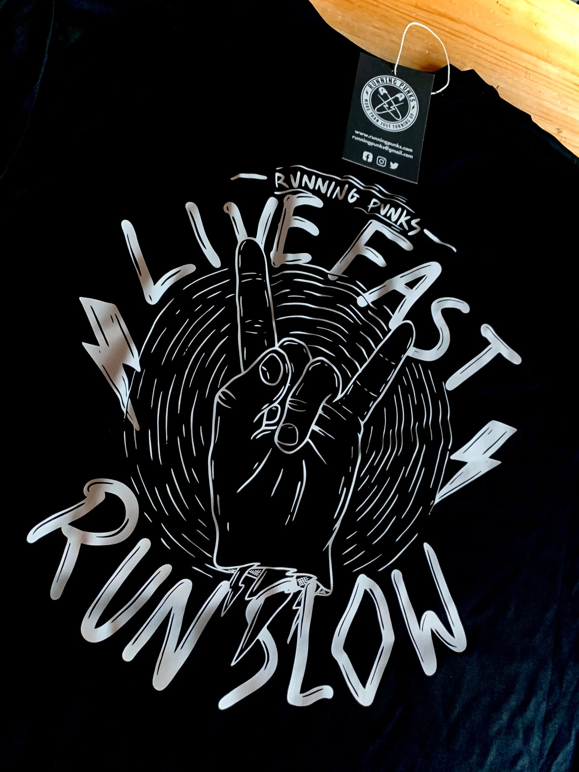 78AE2198-F133-41D2-9DF4-5D6C4B49F3DF