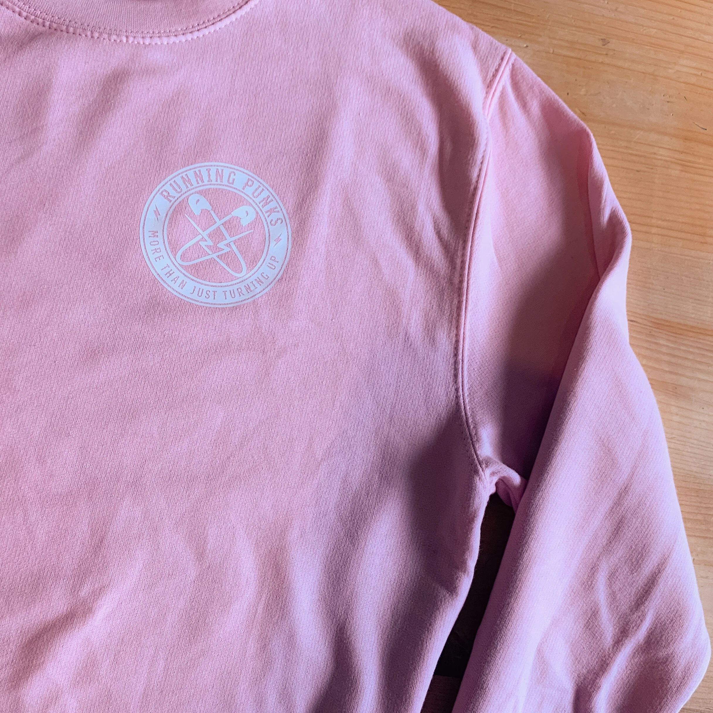 6A8477EA-1D75-4DE3-8FC7-2F3961BDF3C1