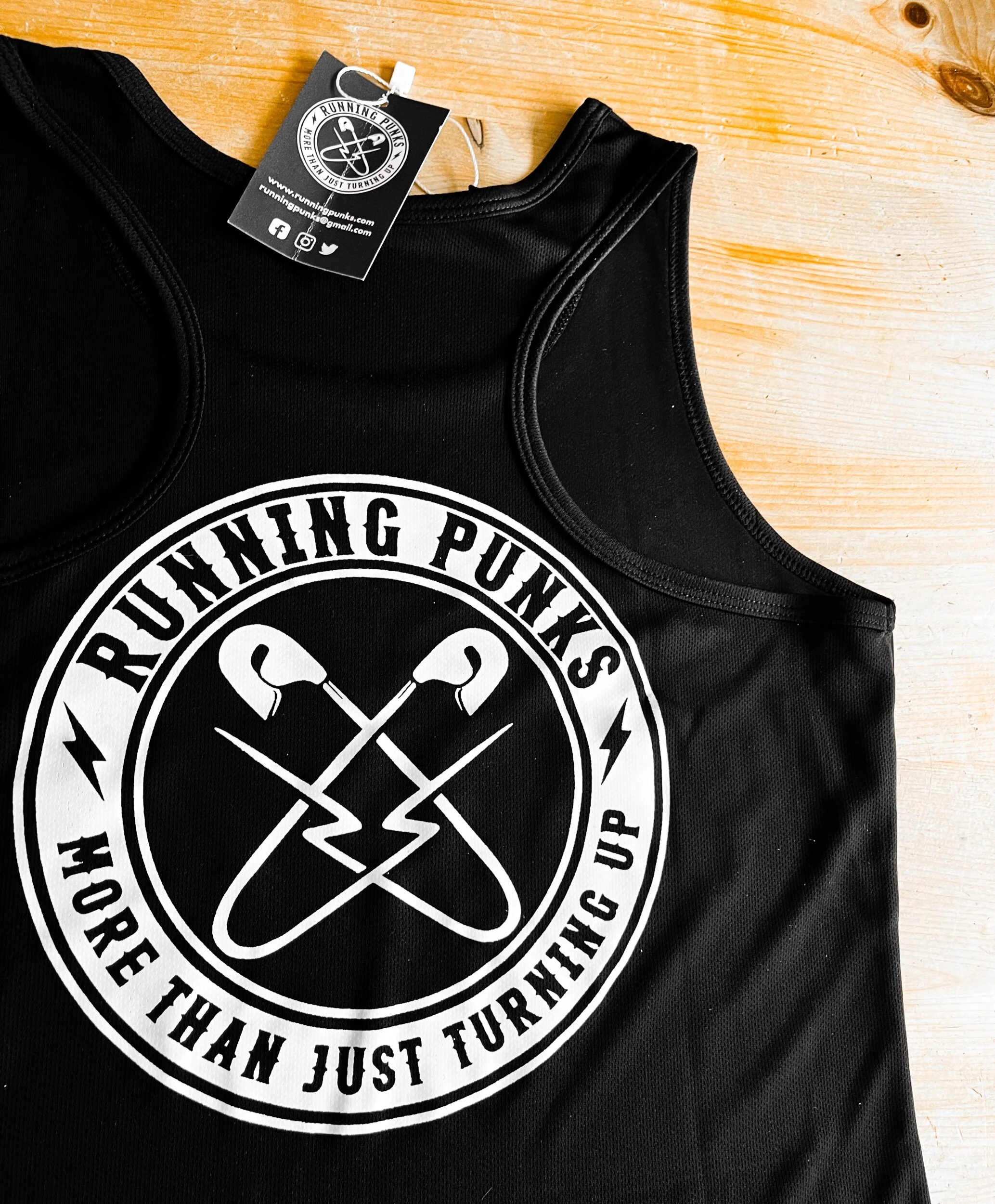 2AD63C71-0608-4D36-B69D-935291578CF1