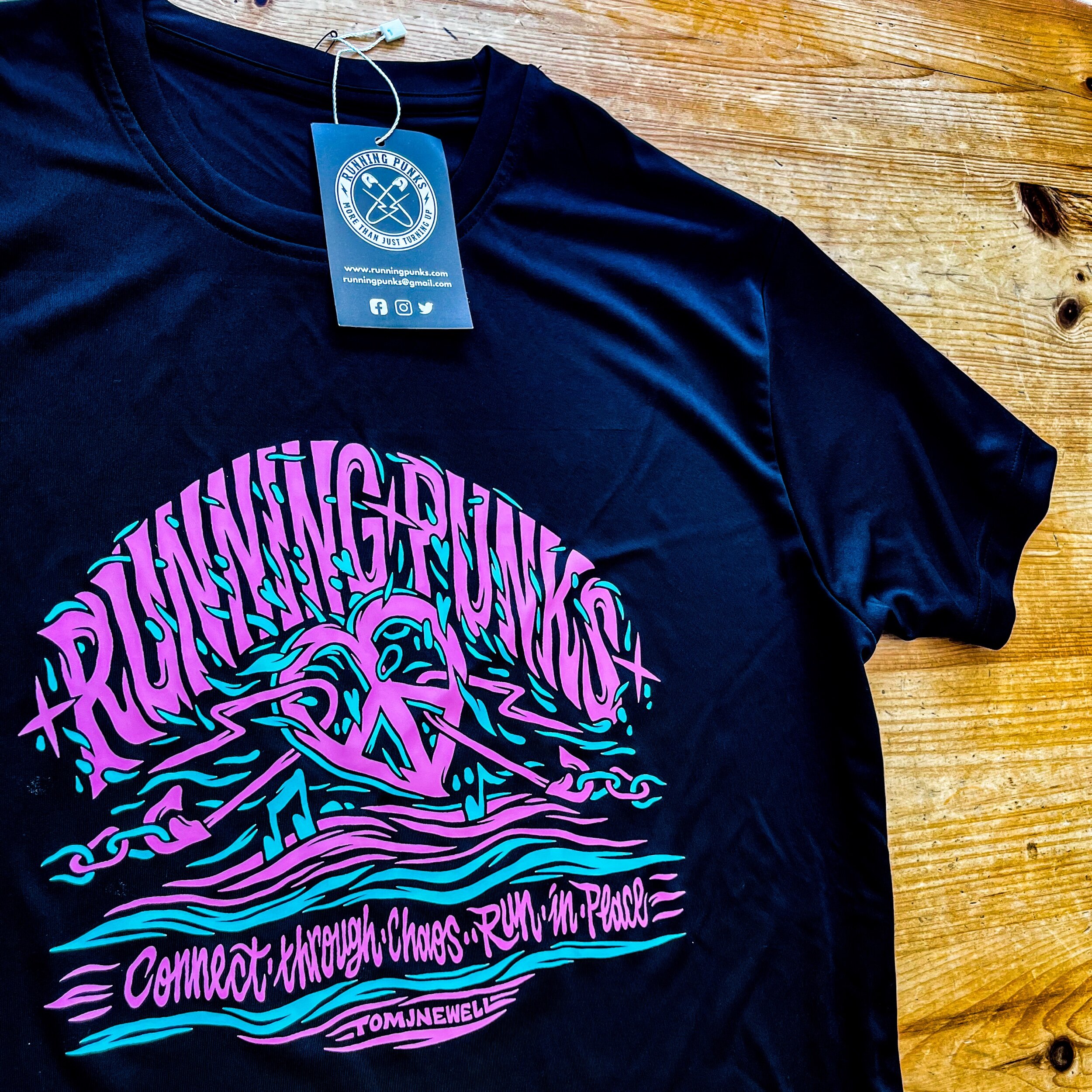 8FF56B6E-21A7-473F-94A8-5F3AFCDB46EF