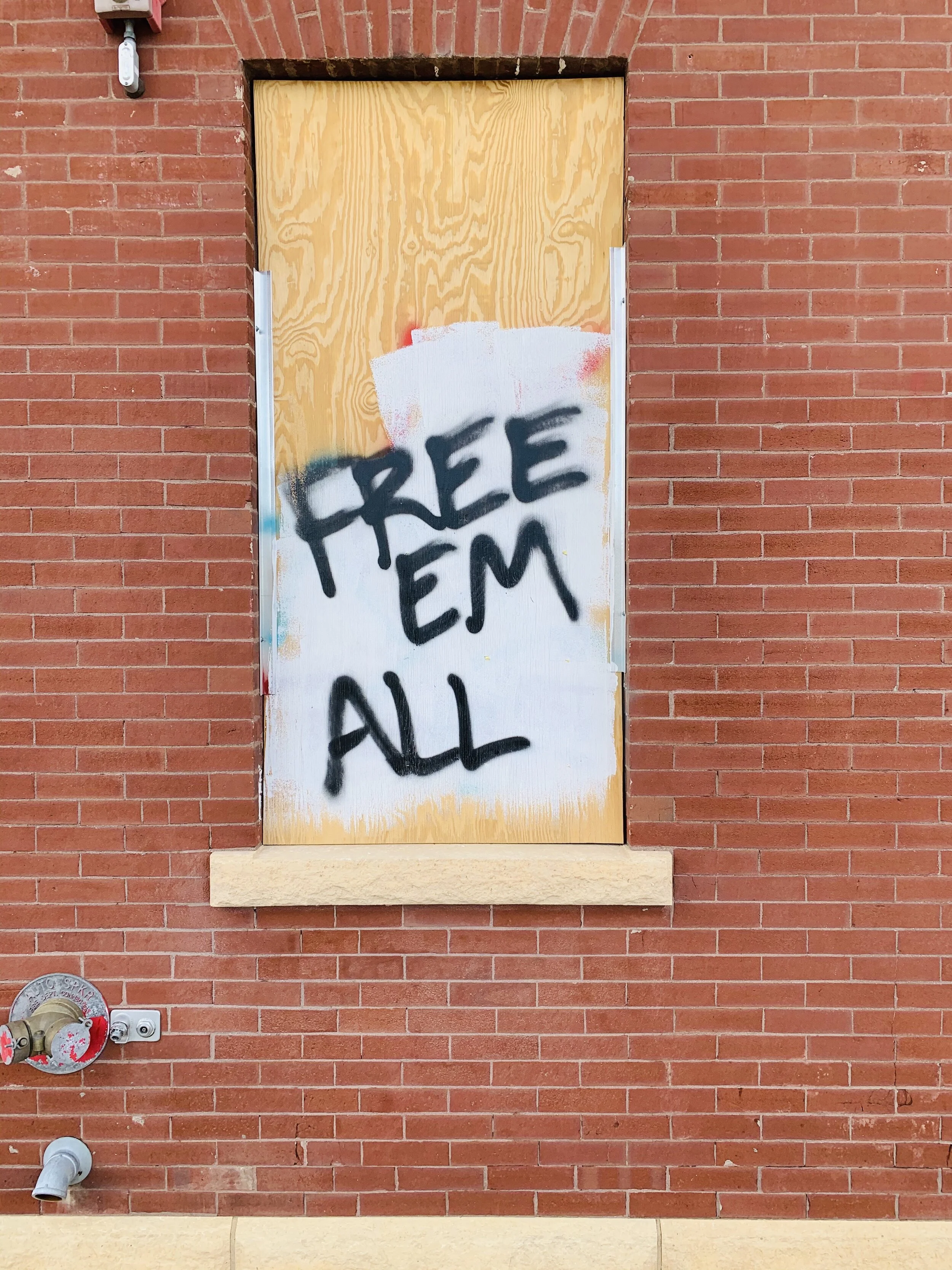 about-us-making-worlds-bookstore-and-social-center