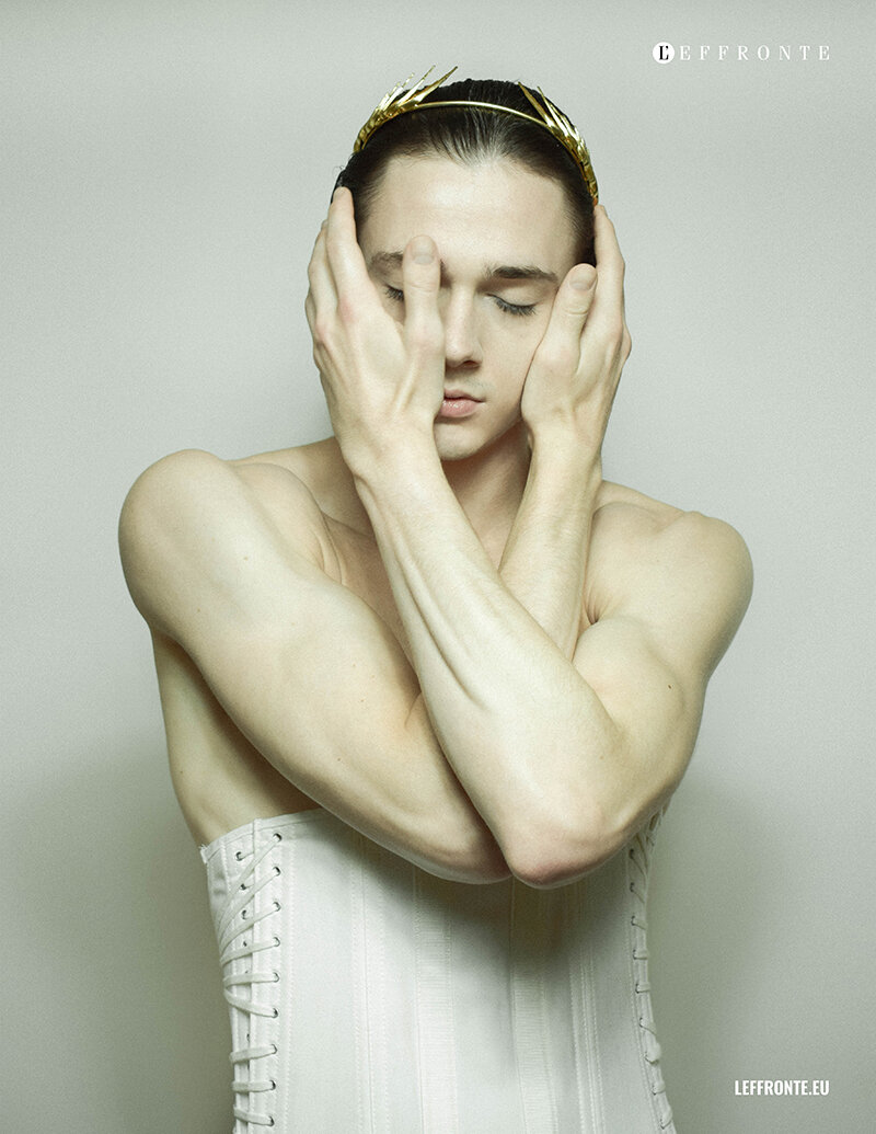 swans by Elys berroteran (21).jpg