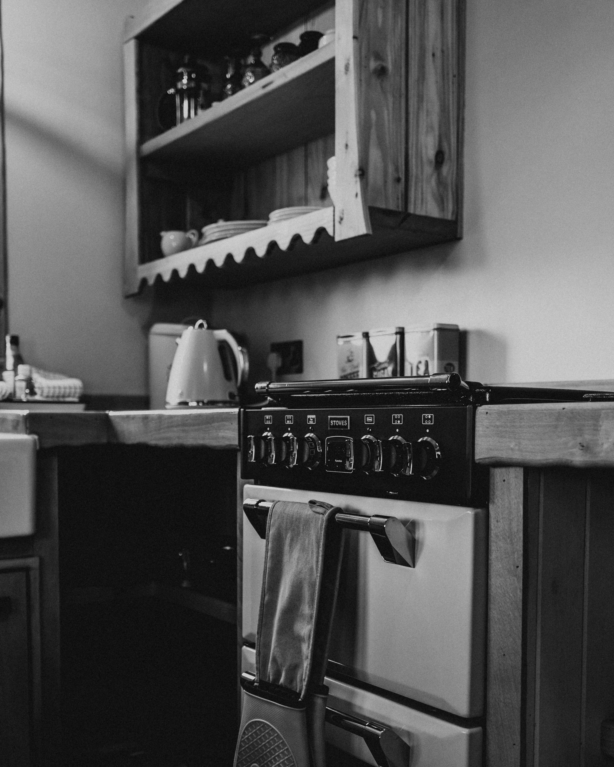 The kitchen in the cabin