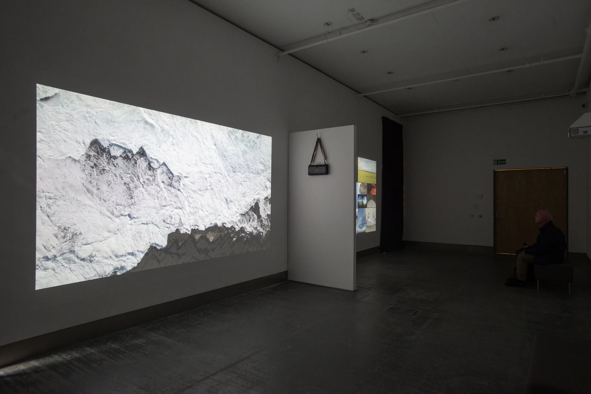 survy-installation-view_54826489137_o.jpg
