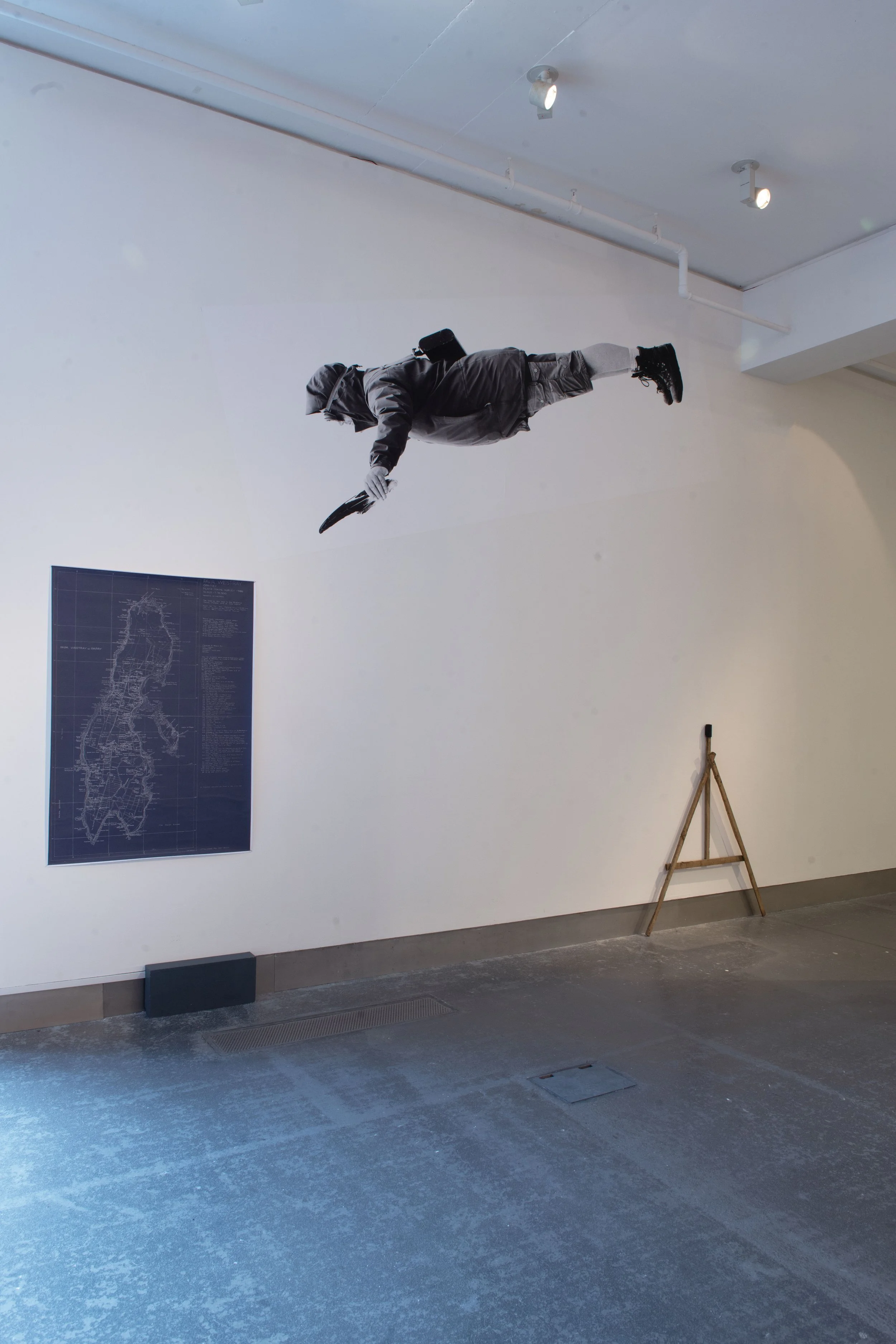 survy-installation-view_54827582984_o.jpg