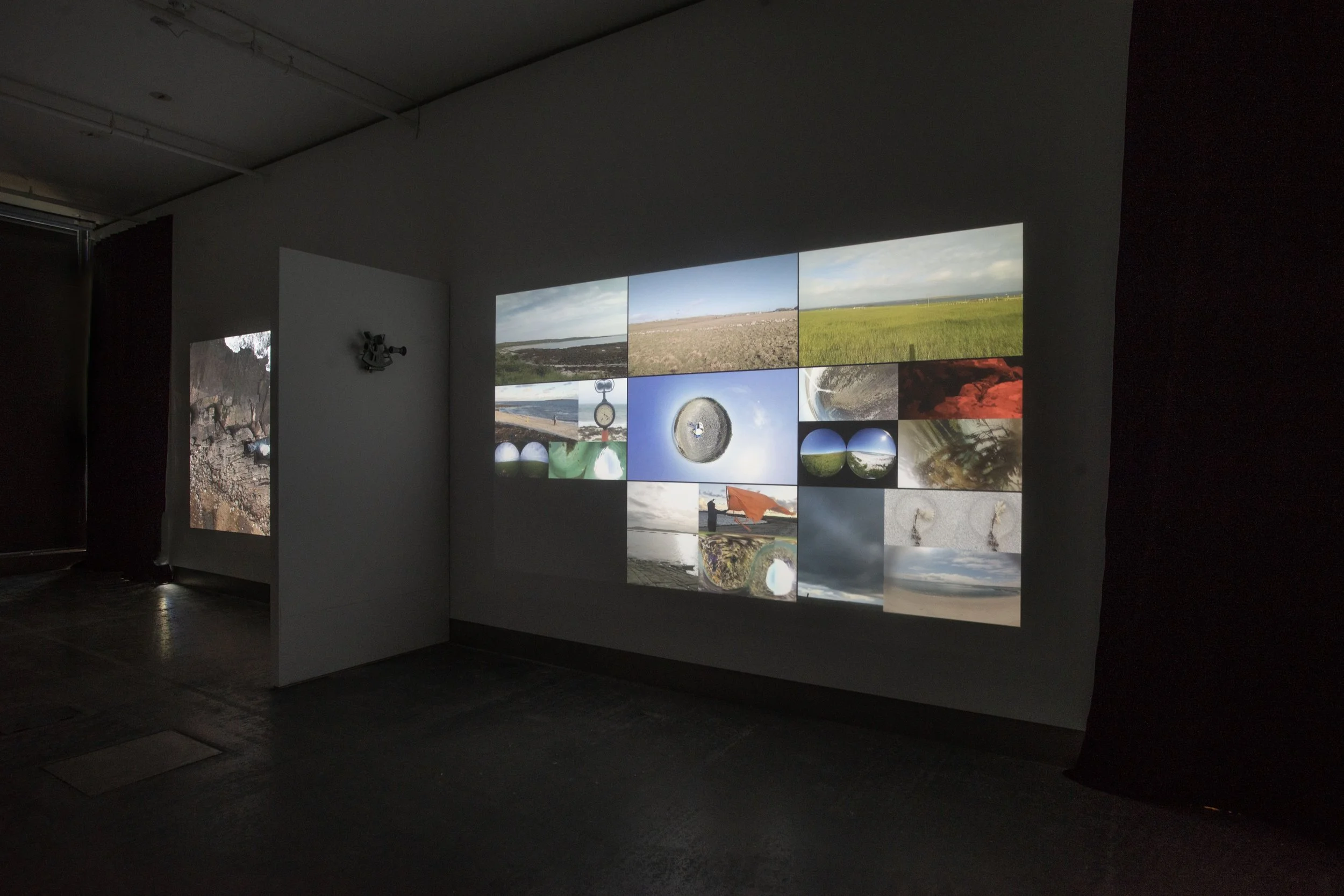 survy-installation-view_54827670690_o.jpg