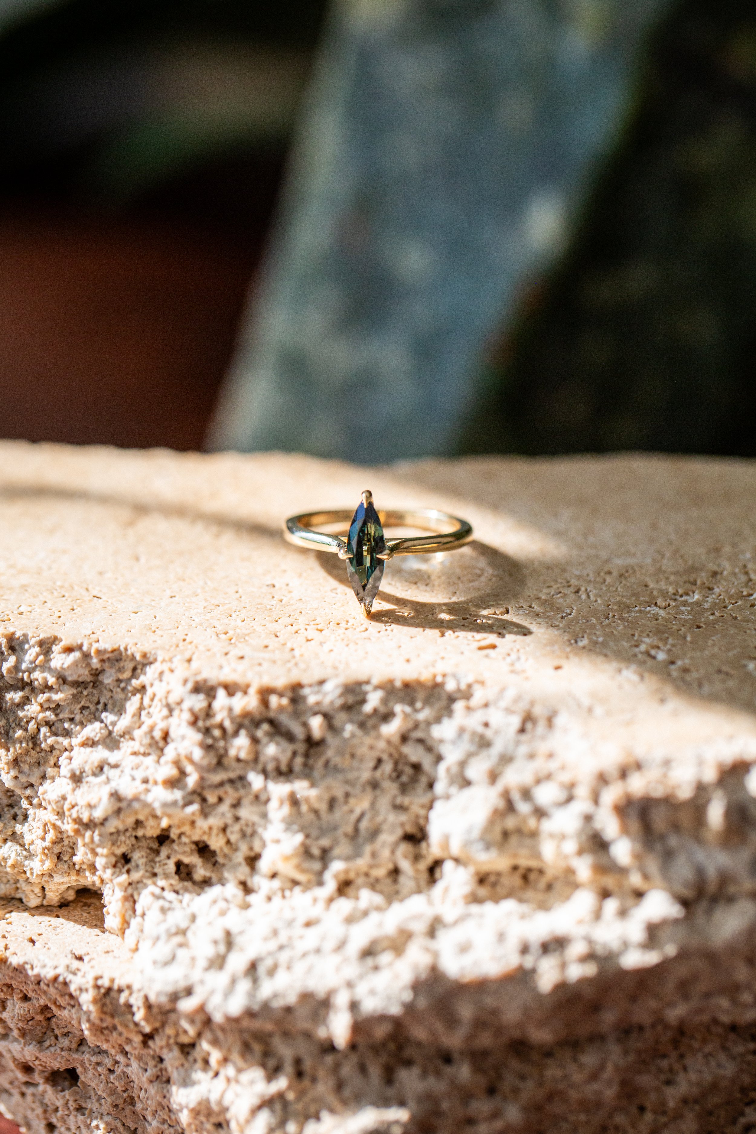 Rendrag Green Marquise Sapphire Ring-01.jpg