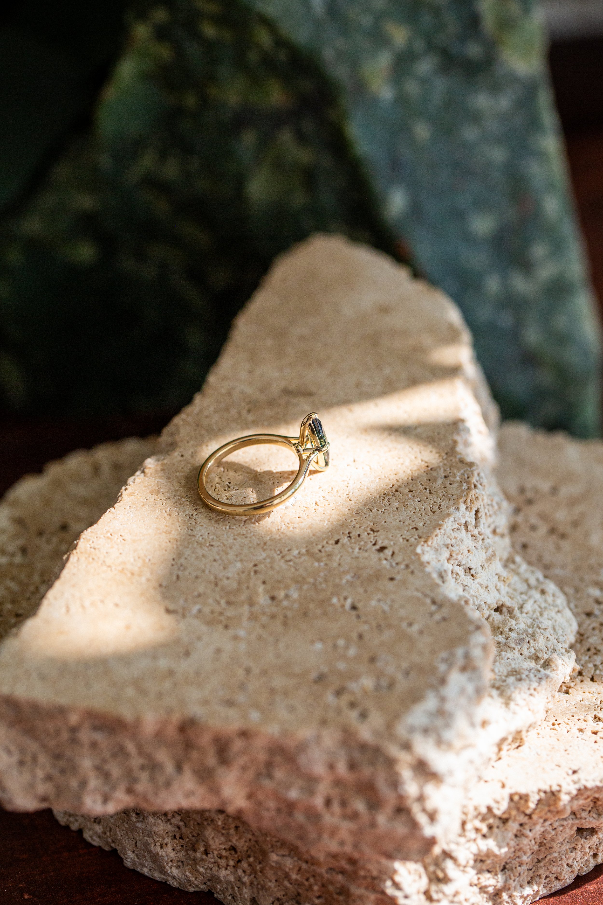 Rendrag Green Marquise Sapphire Ring-10.jpg