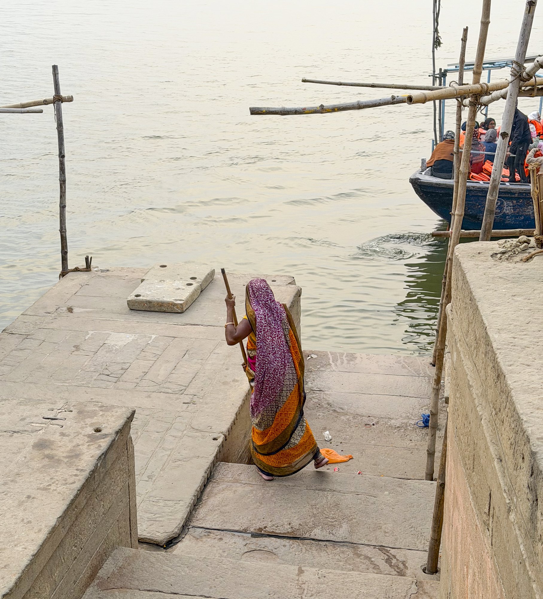 049078varanasi_IMG_1271.jpg