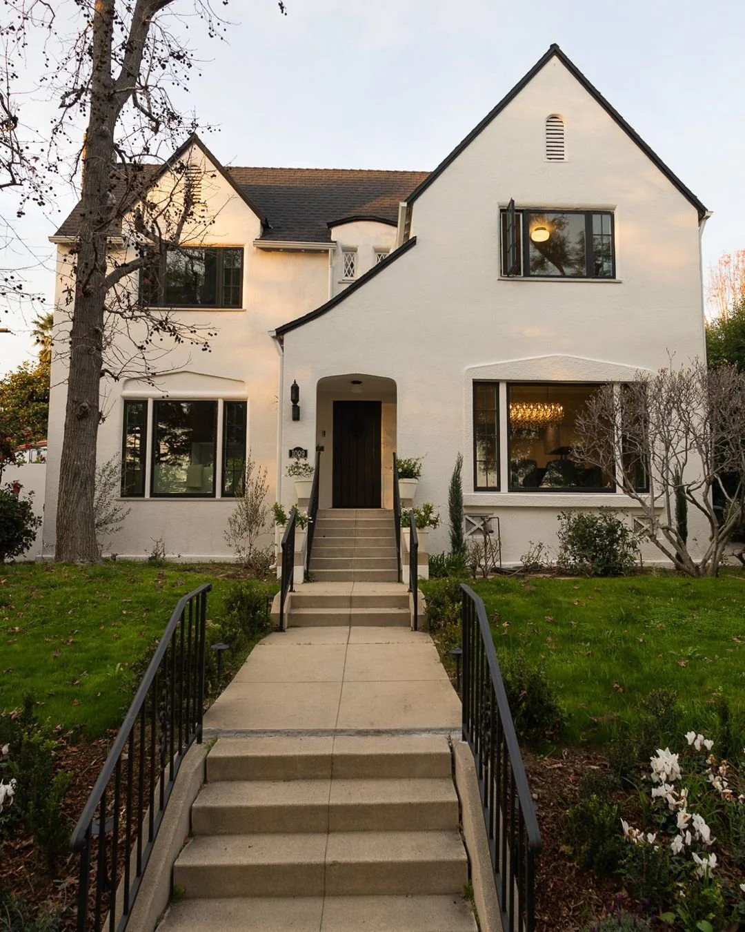 Our Glendale Historic Residence Remodel preserves the character of the original structure while opening the interiors, enhancing natural light, and creating warm, contemporary spaces for everyday life. ✨🏡

#ZieseArchitecture #Glendale #HistoricRemod