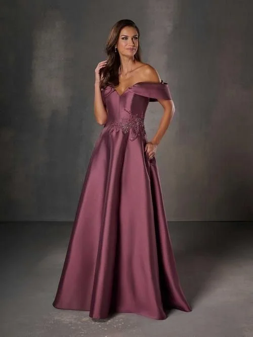 Christina Wu 17258 Black Size 20.jpg