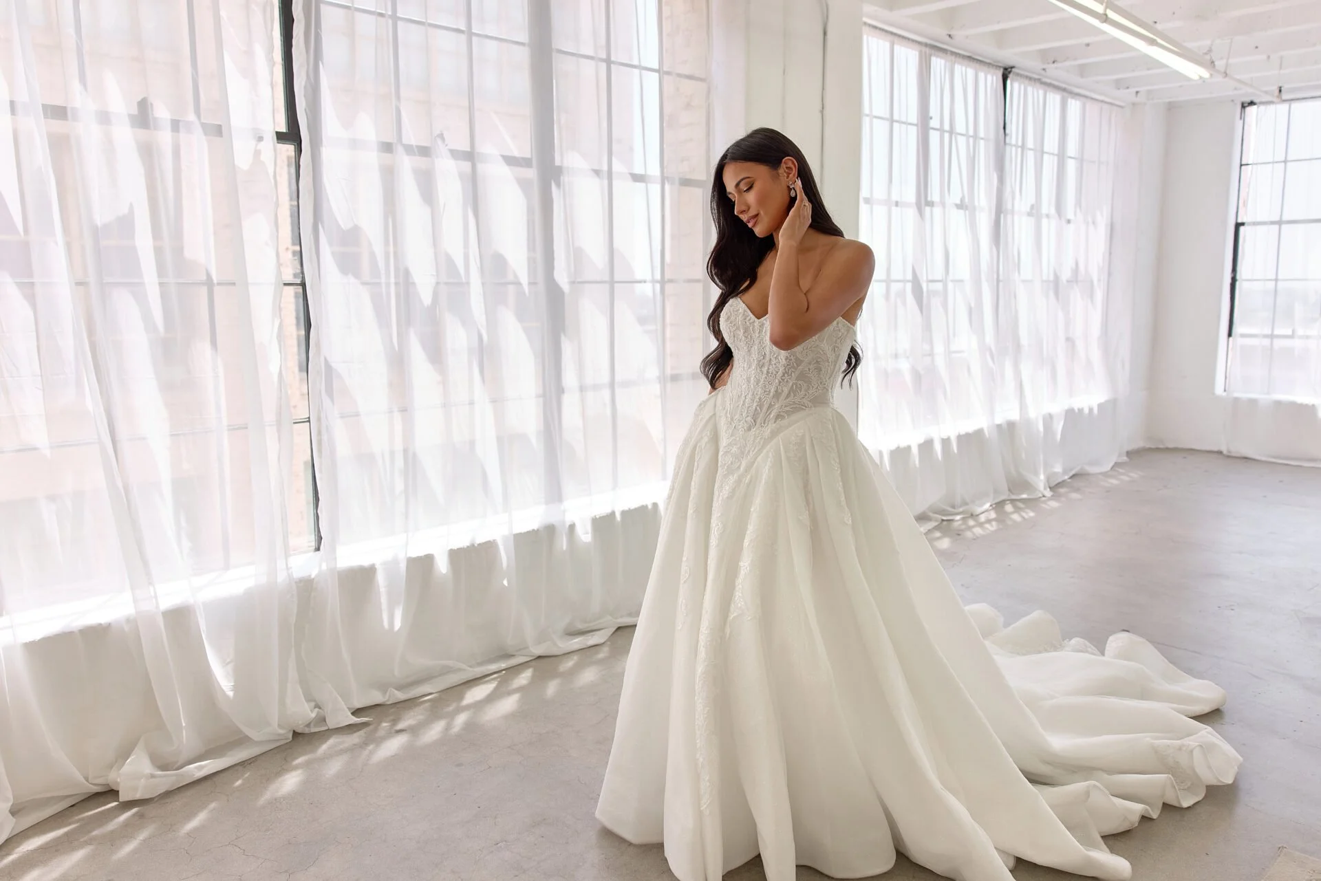 Martina Liana Trunk Show