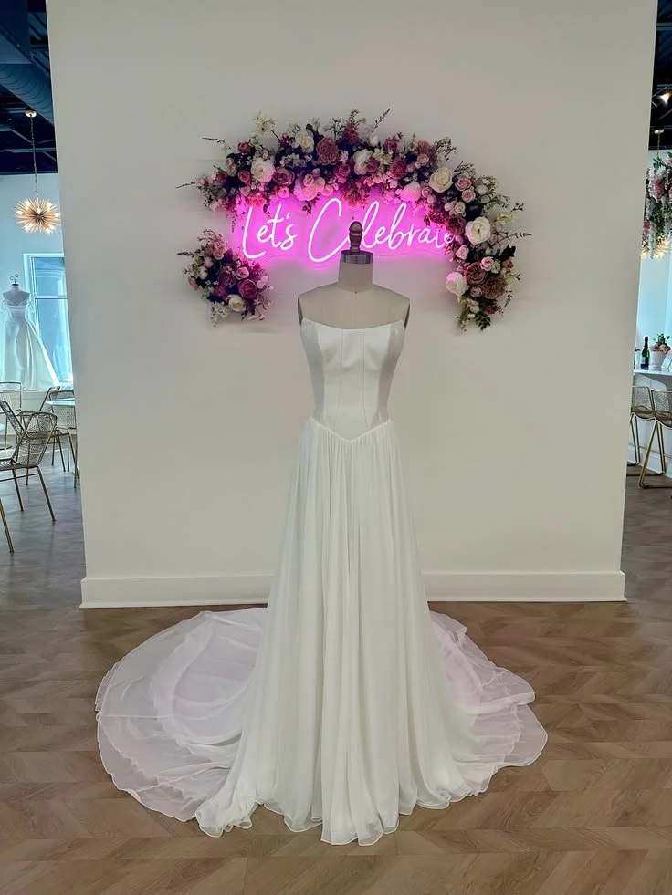 _Athena_ All Ivory Size 8.jpg