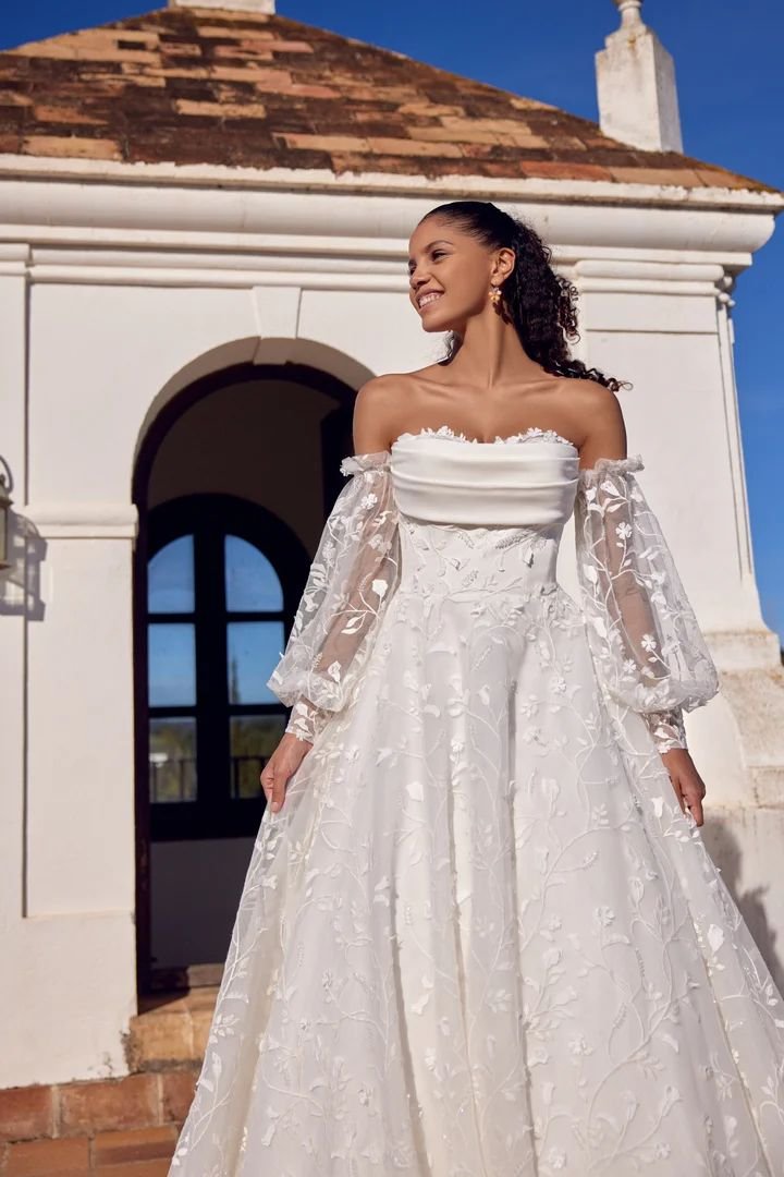 Lillian West 66413 All Ivory Size 18.jpg