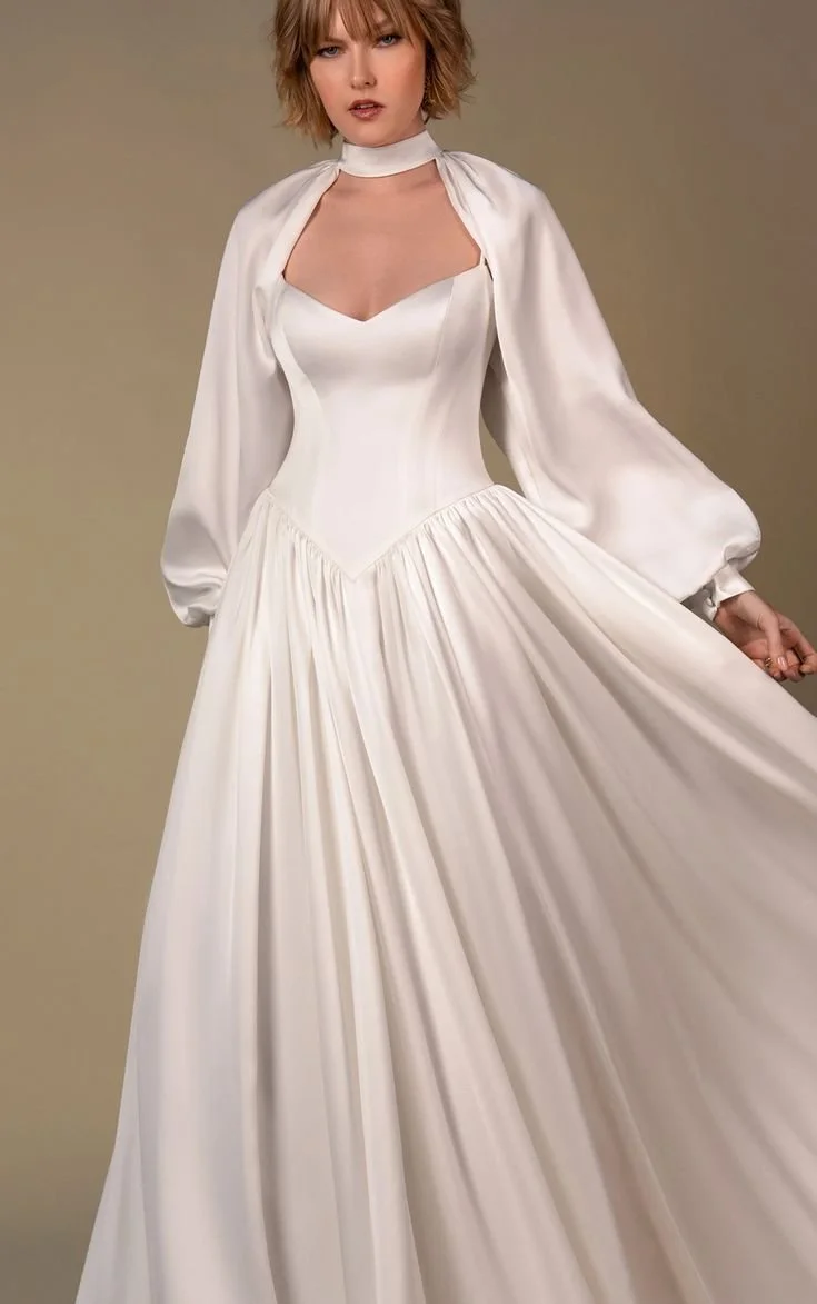 All Who Wander Keira Ivory Size 8.jpg