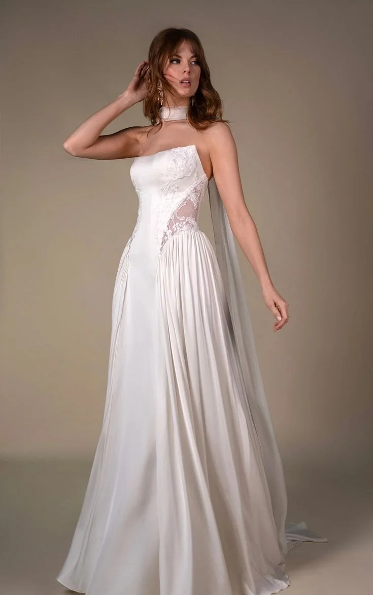 All Who Wander Romin Ivory Size 10.jpg