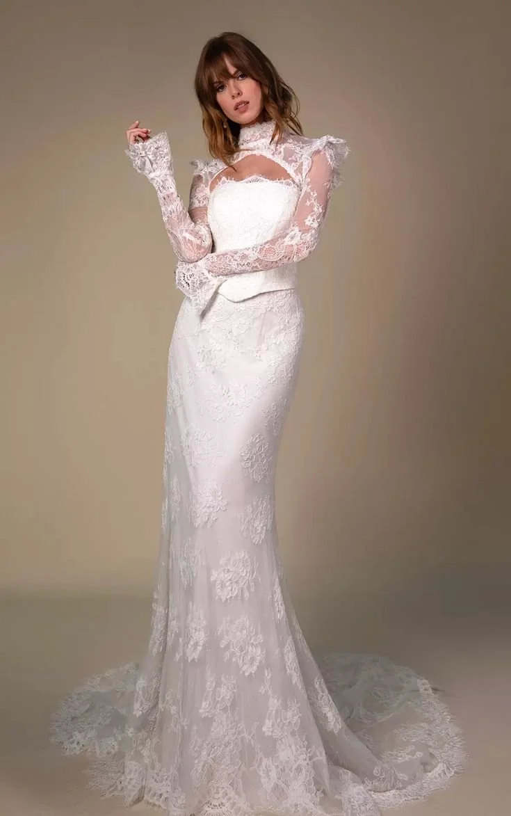 All Who Wander Maren Ivory Size 20.jpg