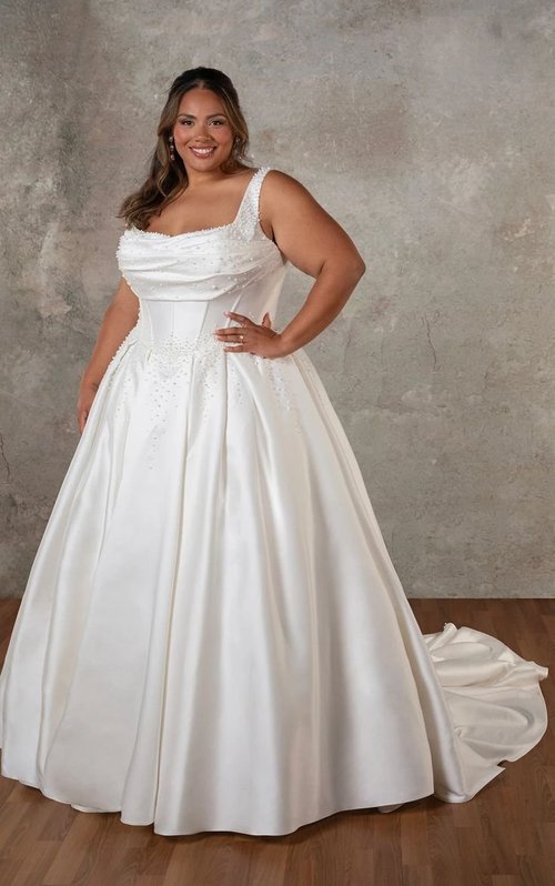 open lace back dress Princess Wedding Dress V Neck Lace Bride Dress Plus Size Robe de Mari 50cm / 14W / White