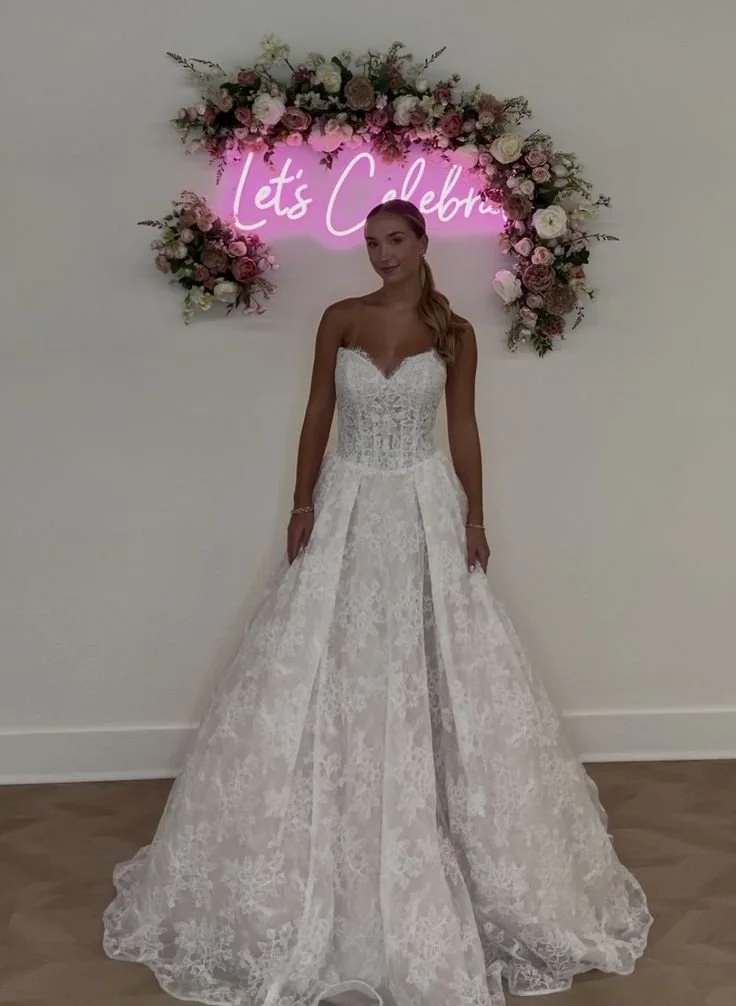 _Samantha_ Ivory_Biscotti Size 12.jpg