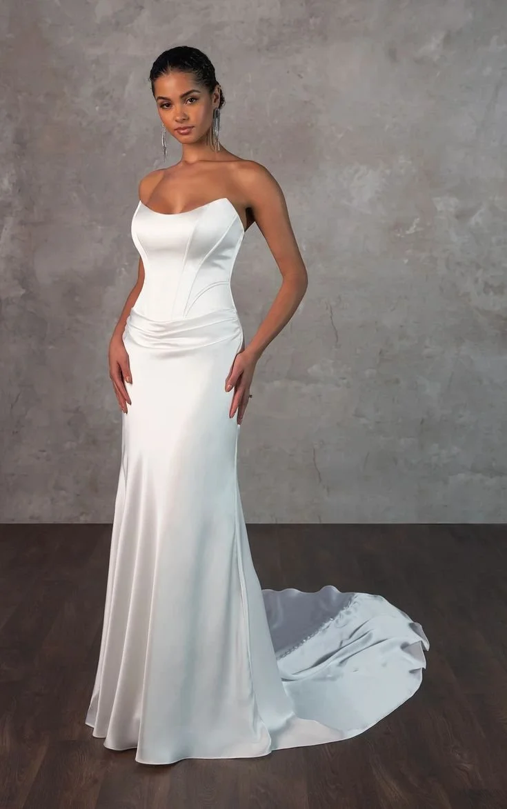 Essense of Australia D4321 Ivory Size 14.jpg