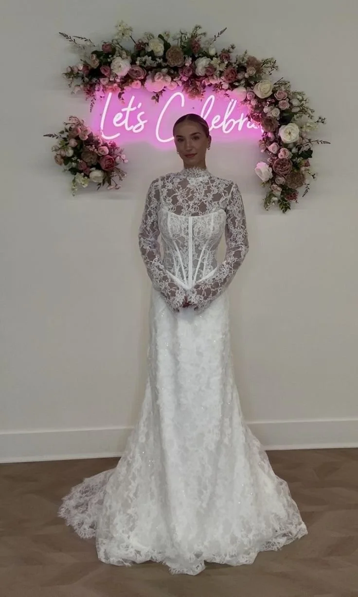 _Veronica_ Ivory_Ivory Size 10 with optional topper.jpg