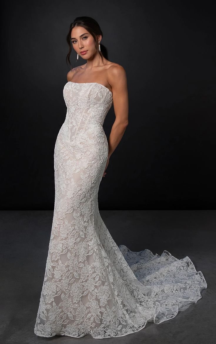 Martina Liana 1986 Ivory_Rum Size 10.jpg