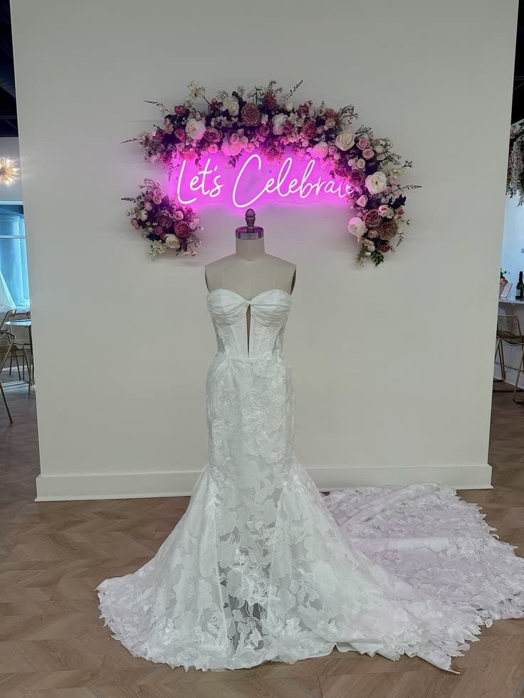 _Matilda_ Ivory_Ivory Size 12.jpg