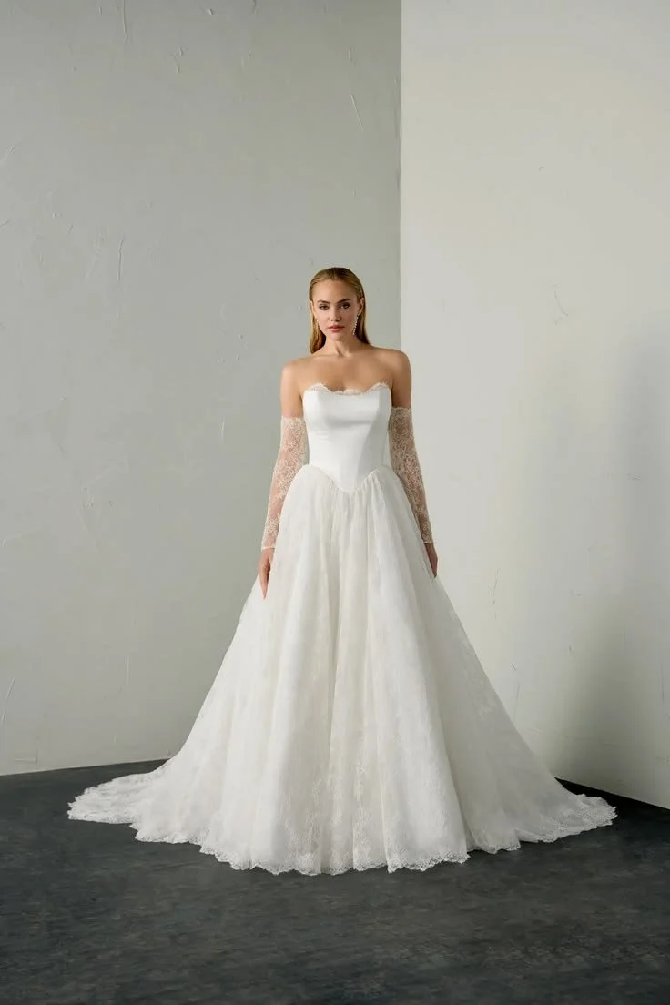 Justin Alexander Signature 99389 Sable Ivory Size 14.jpg