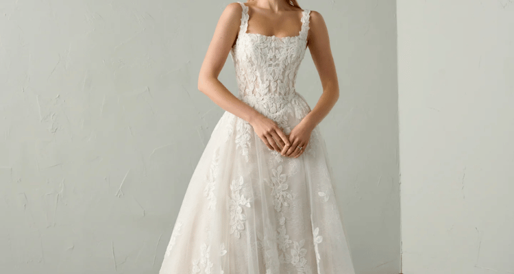 Square neckline wedding dress w-liith floral lace bodice