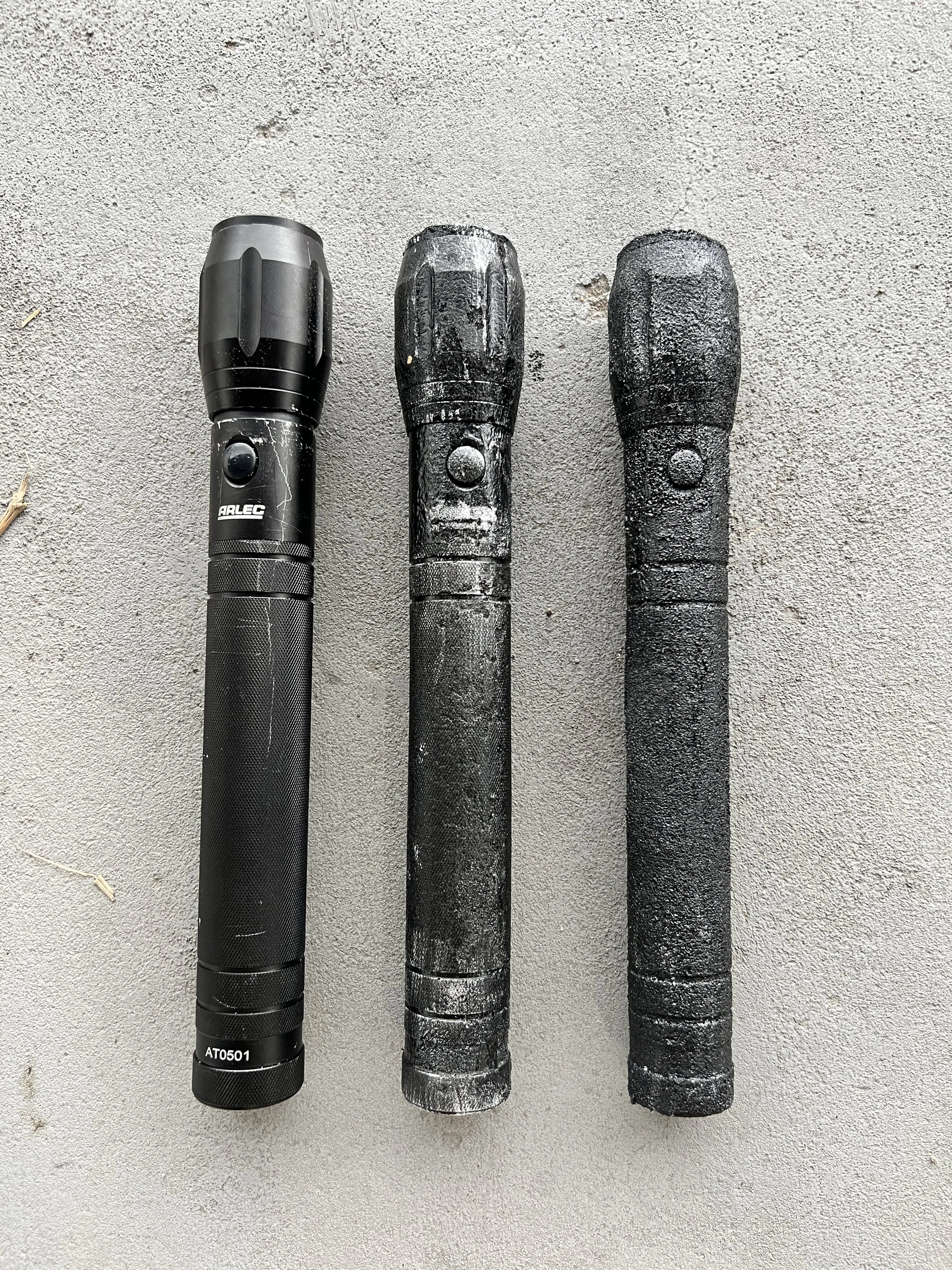 Stunt flashlights