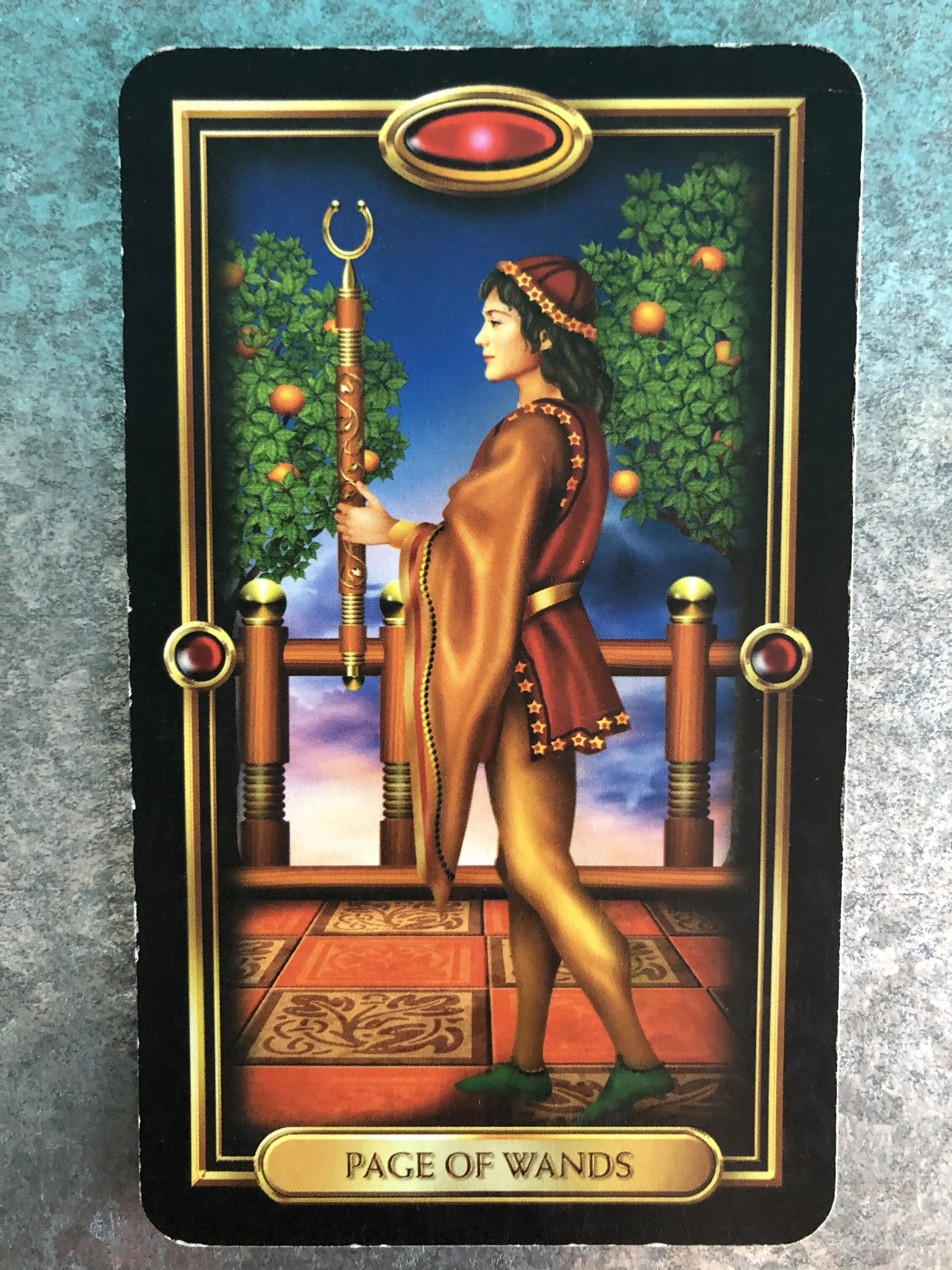 паж пентаклей таро. таро паж жезлов золотое таро. паж пентаклей уэйт. паж жезлов уэйт.