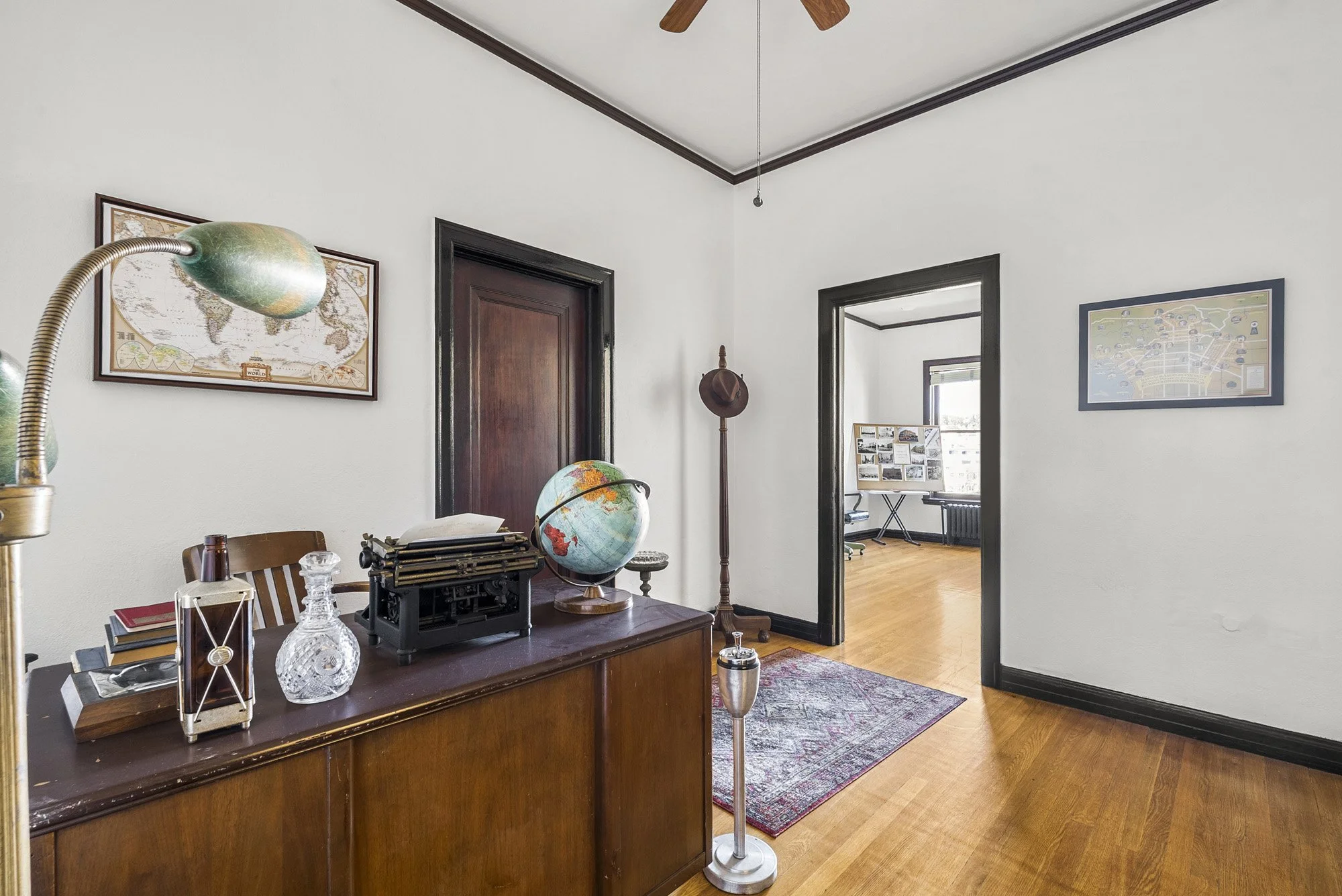 6400 Hollywood 38.jpg