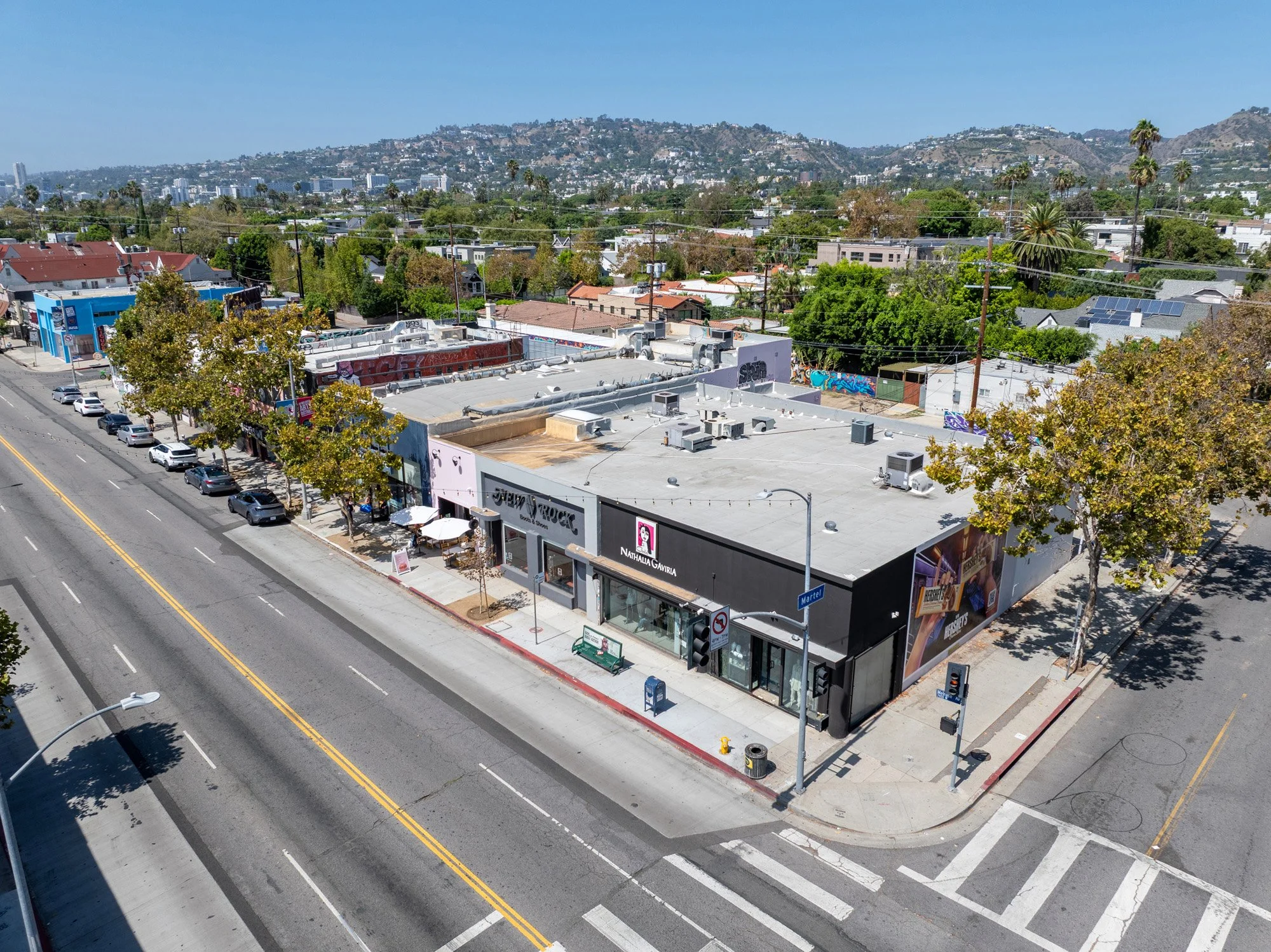 7401-7409 Melrose 8.jpg