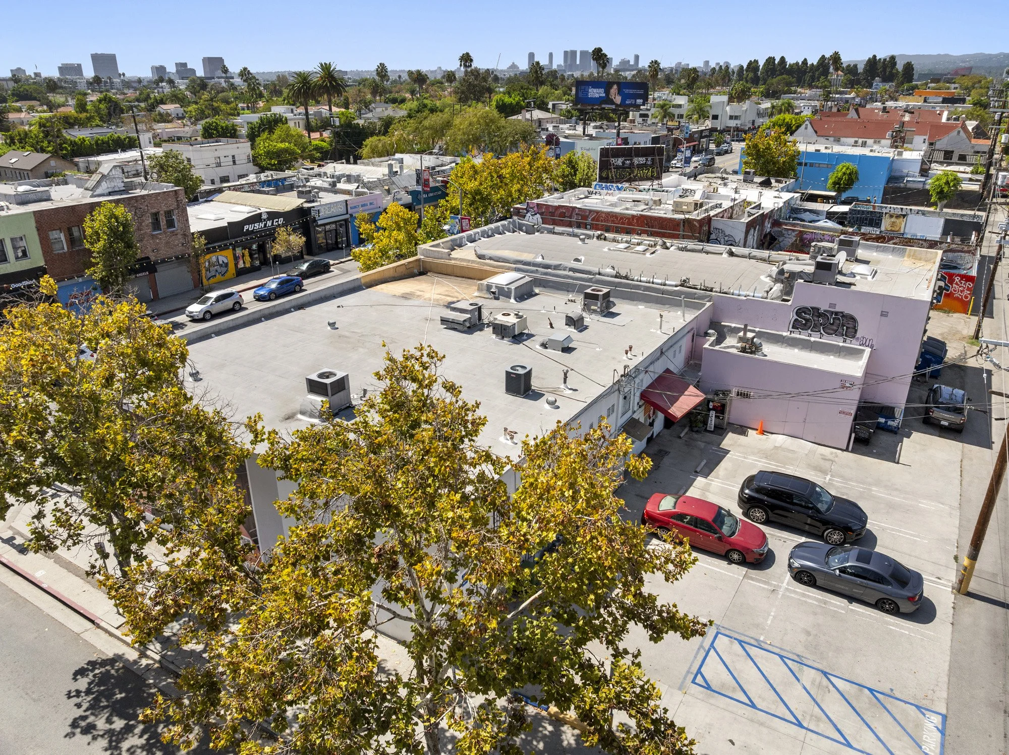 7401-7409 Melrose 10.jpg
