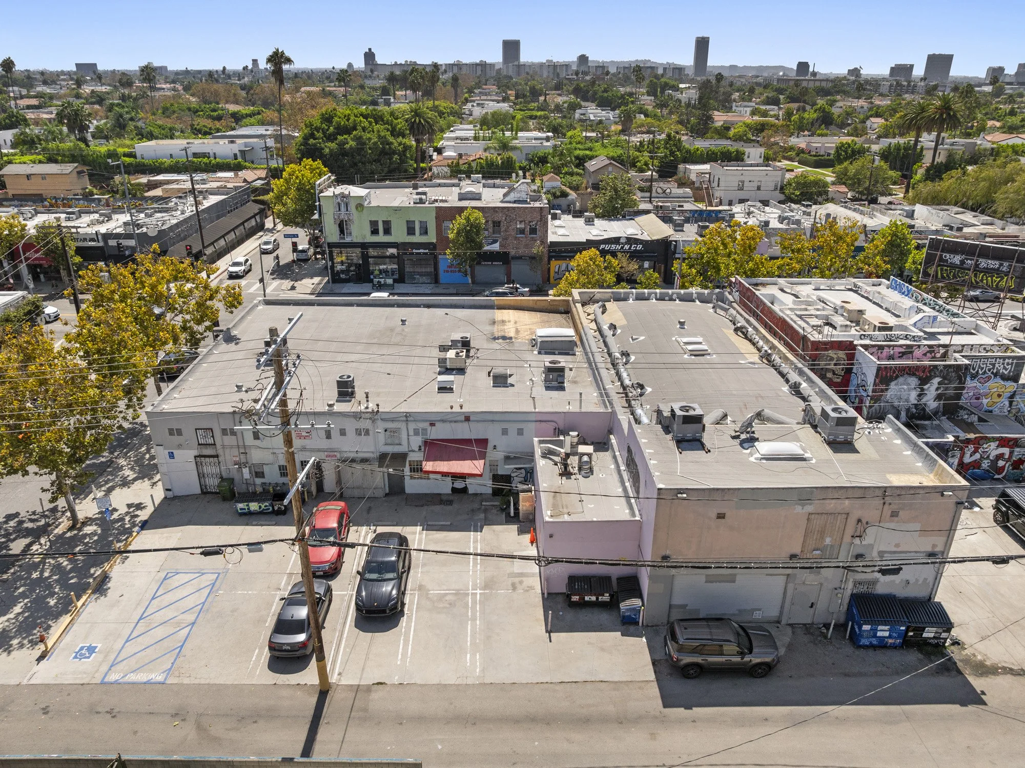 7401-7409 Melrose 12.jpg